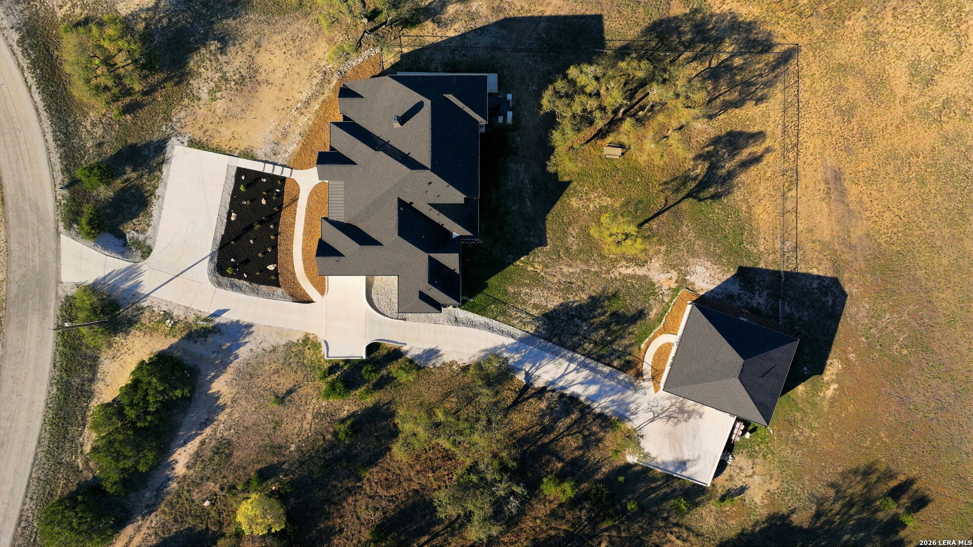 main property photo 47