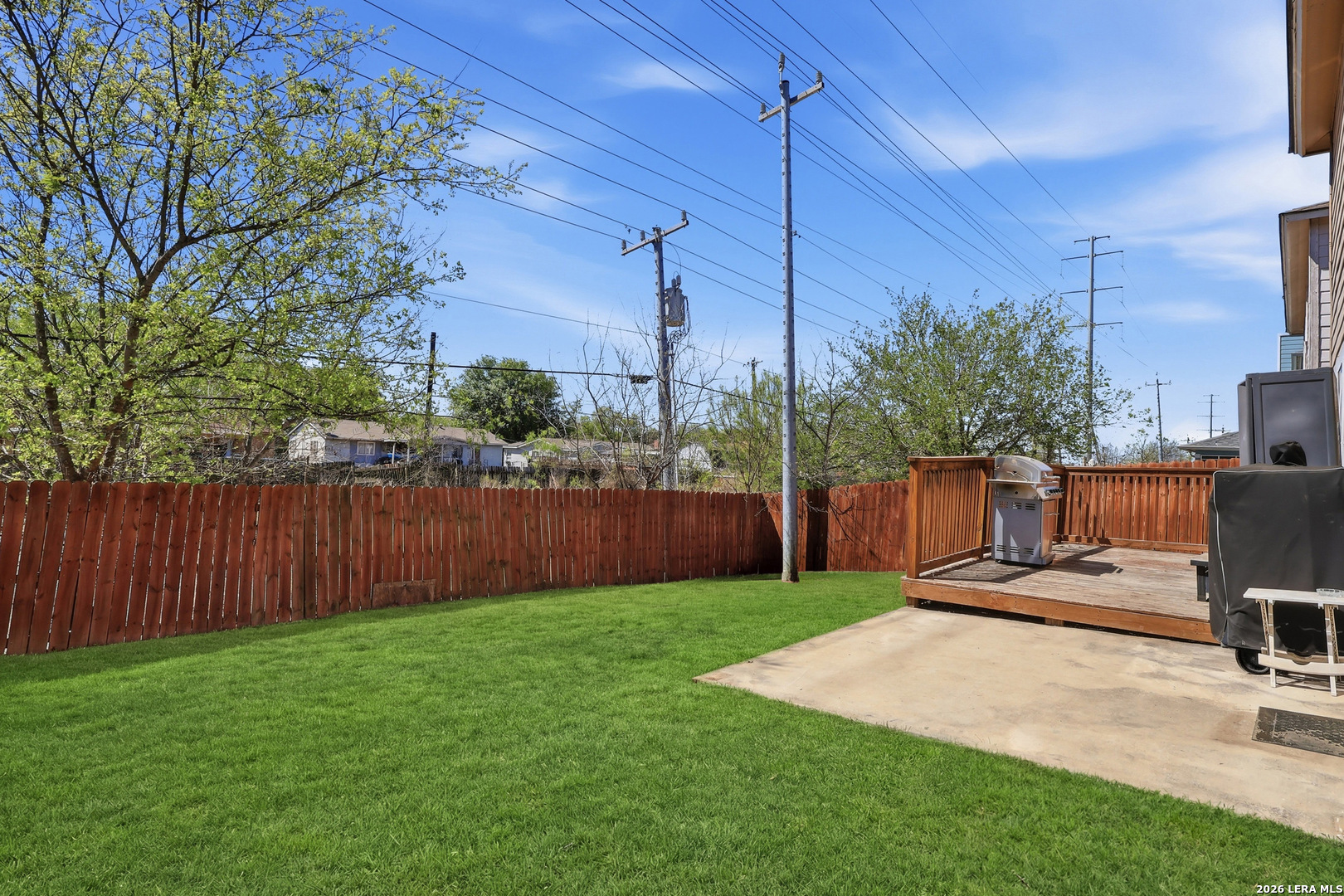 main property photo 14