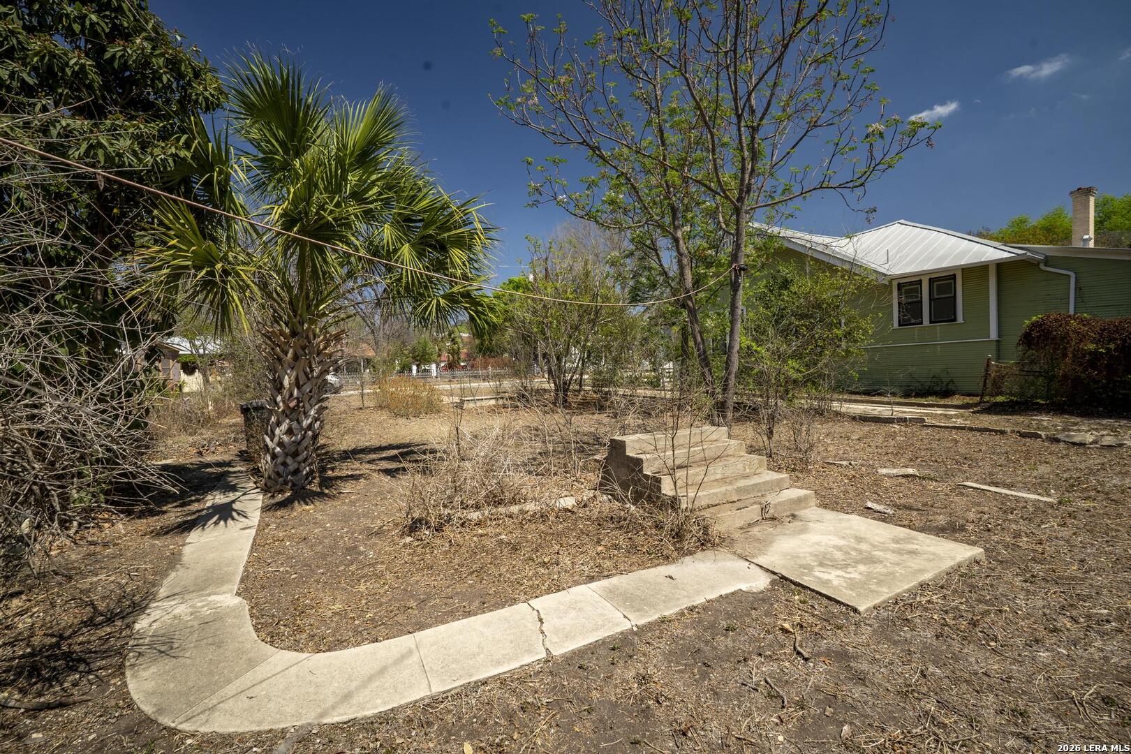 main property photo 19