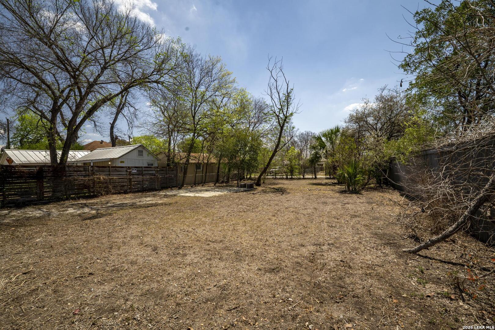 main property photo 20