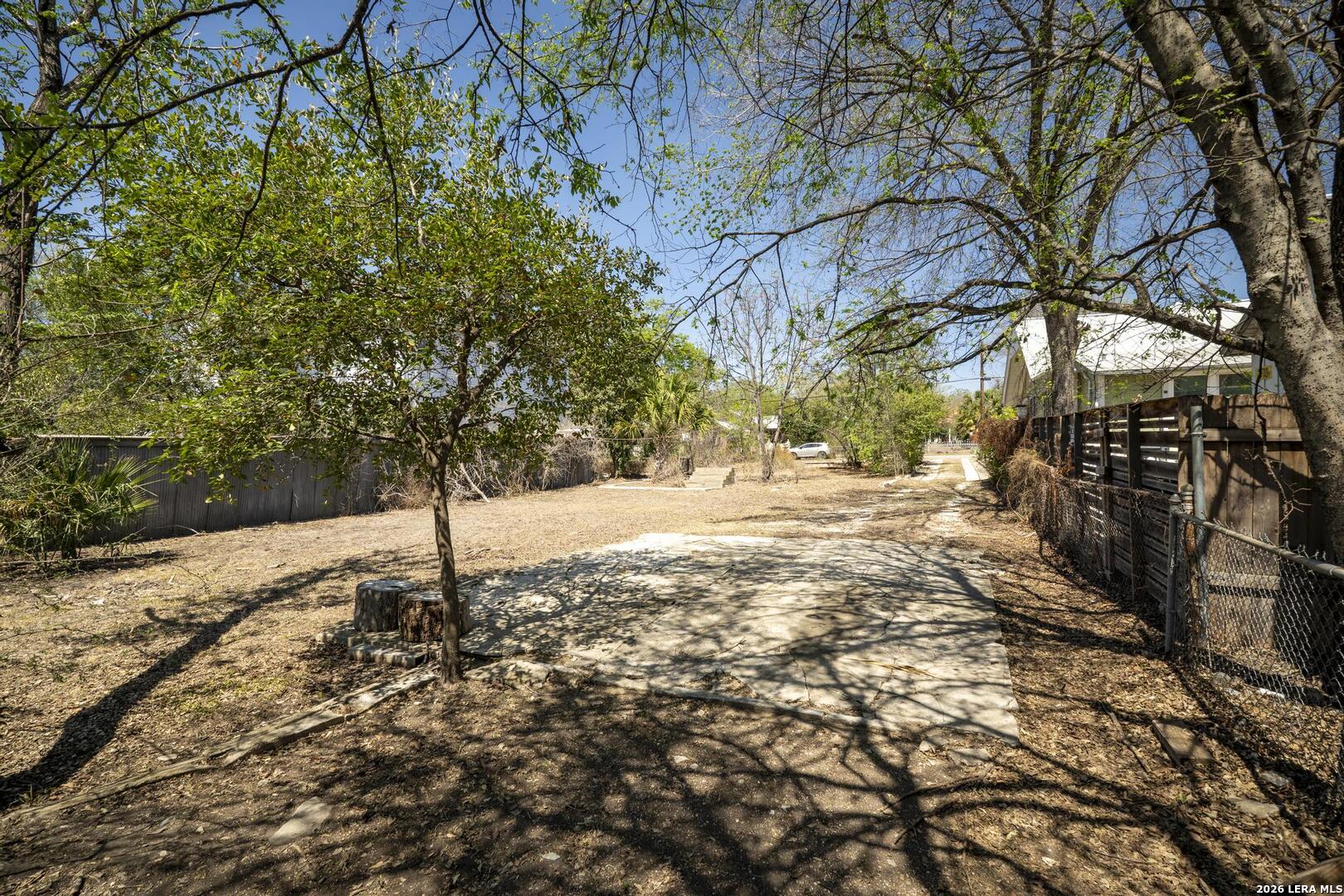 main property photo 26