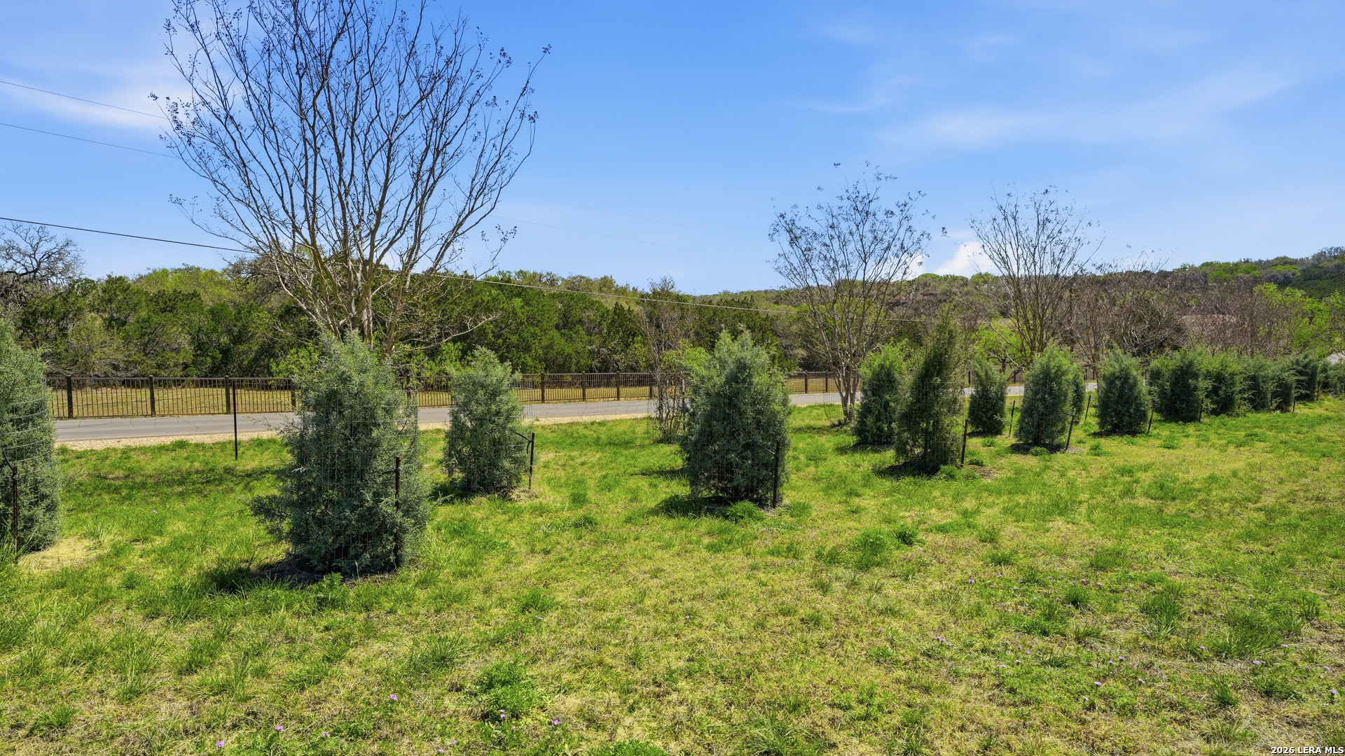 main property photo 36