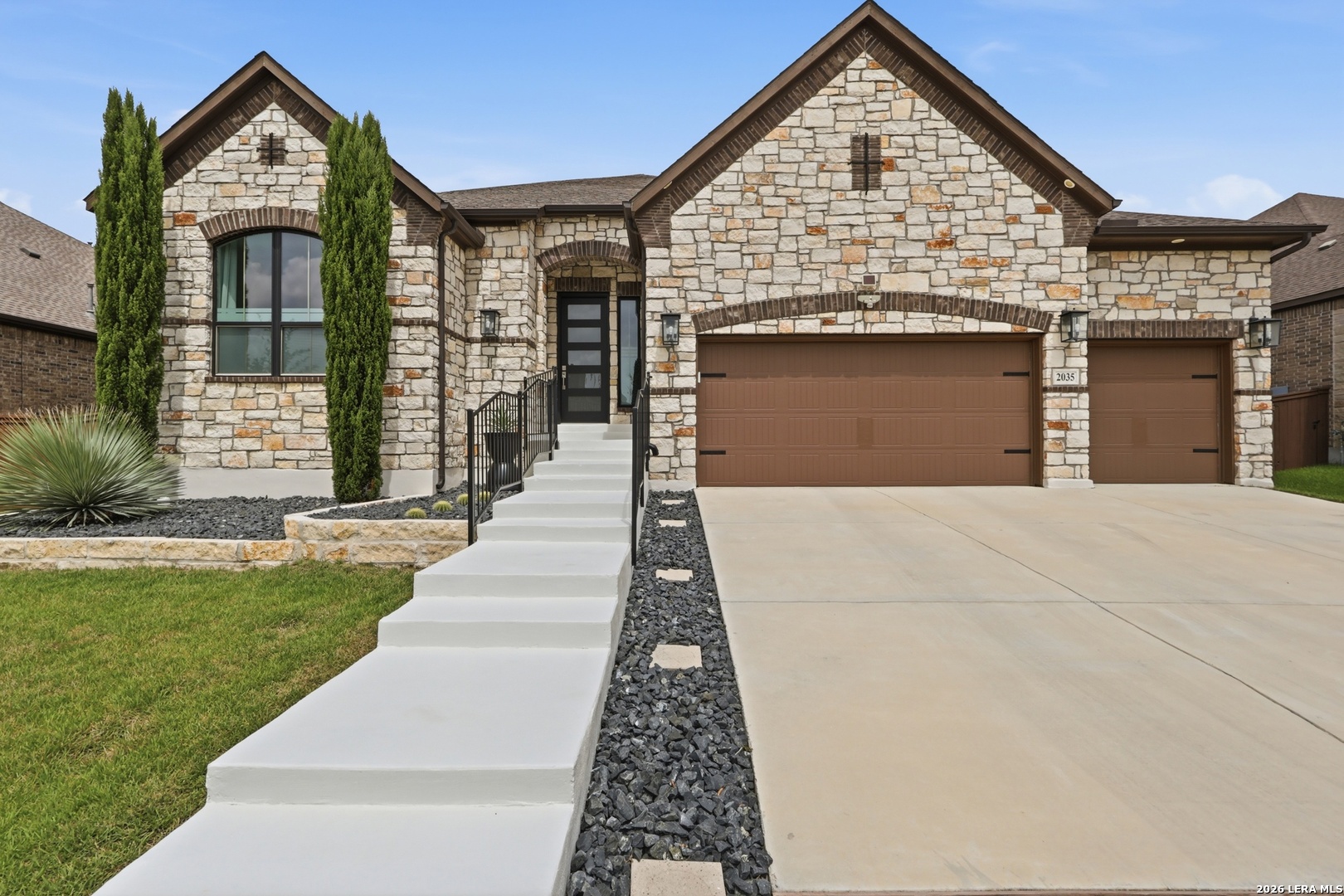 main property photo 49