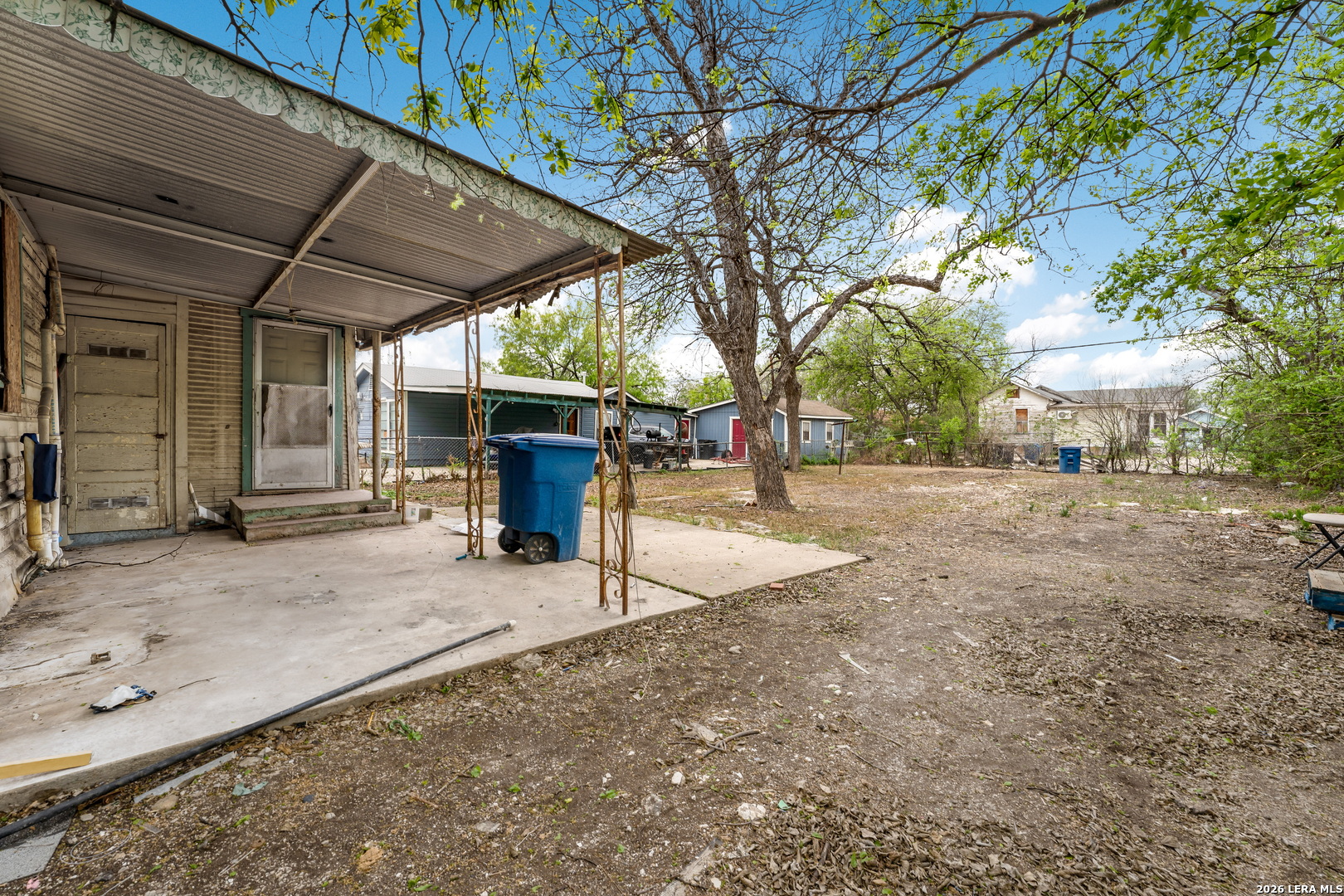 main property photo 32