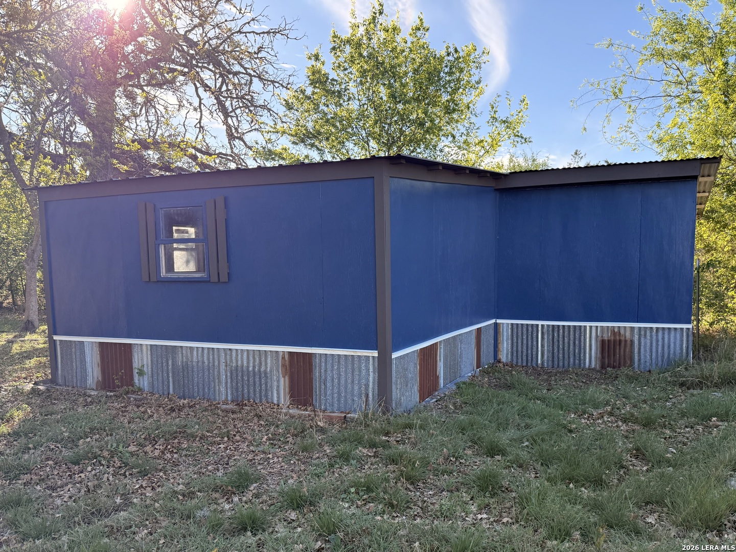 main property photo 25