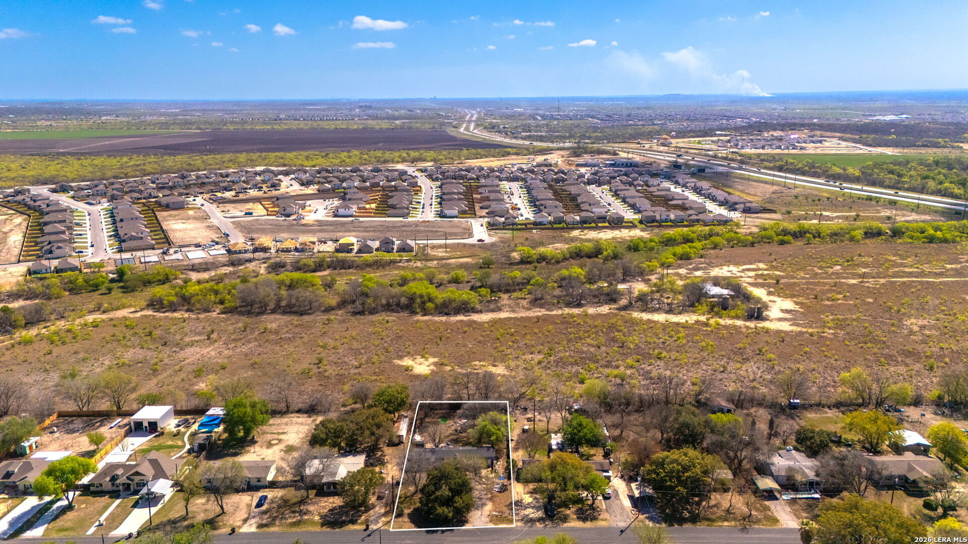 main property photo 15