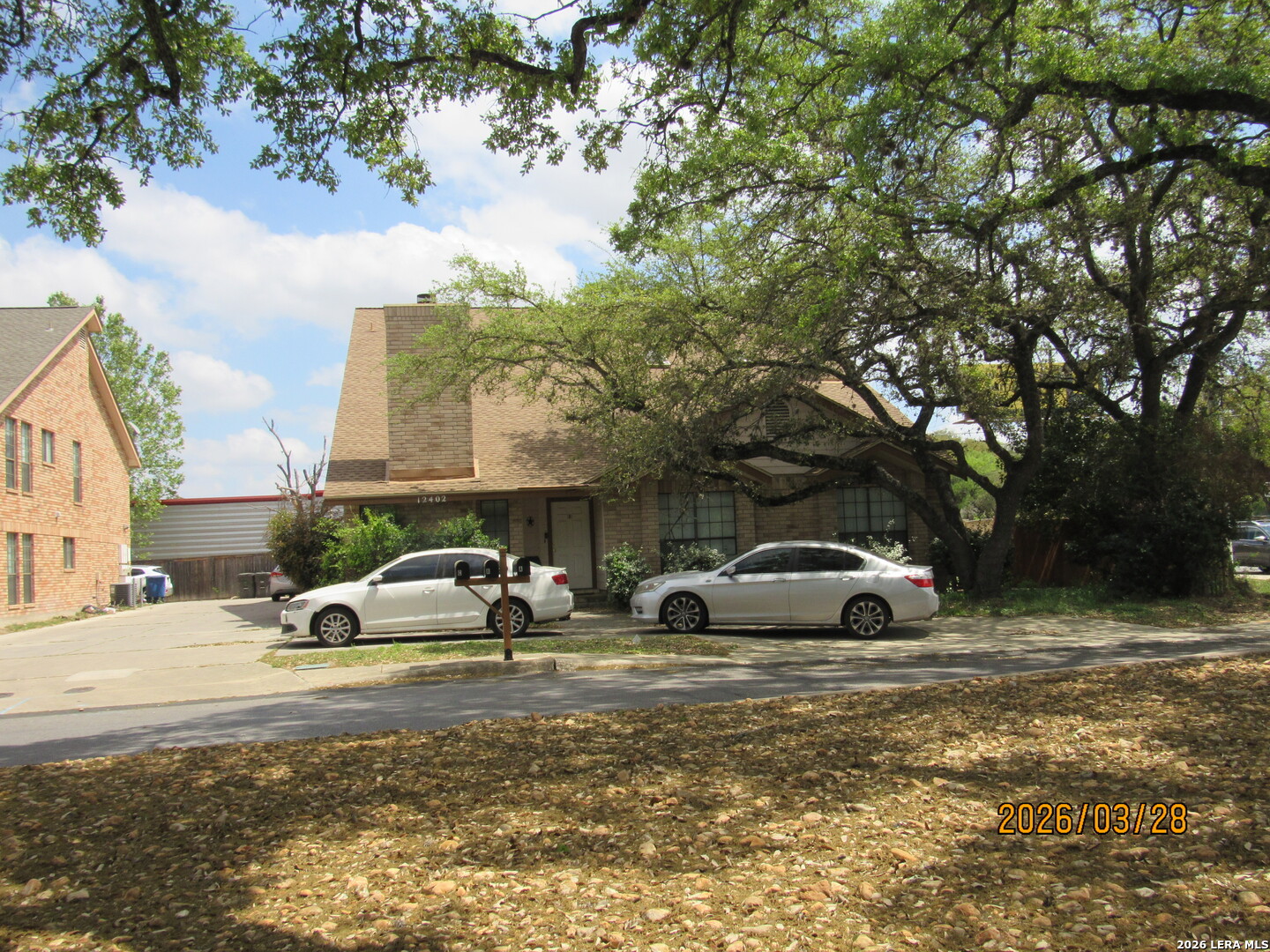 main property photo 13
