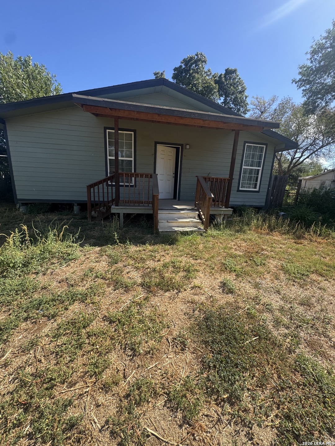 main property photo 4
