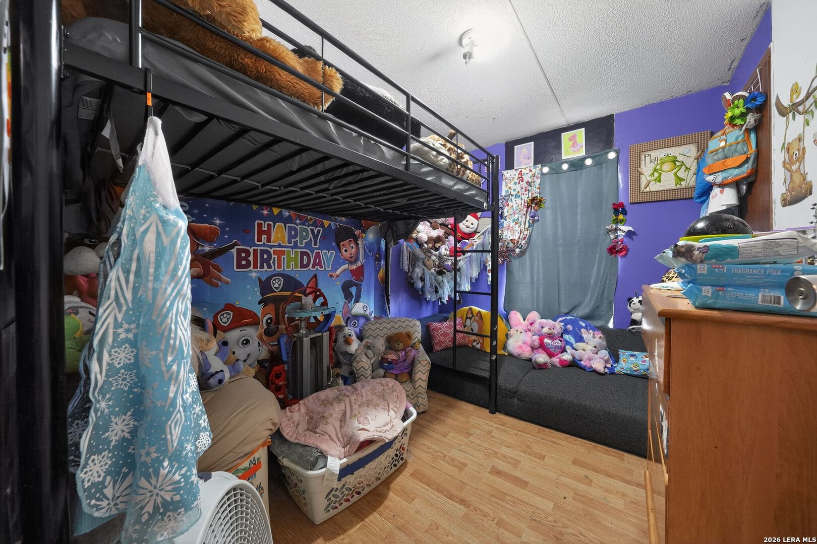 main property photo 20