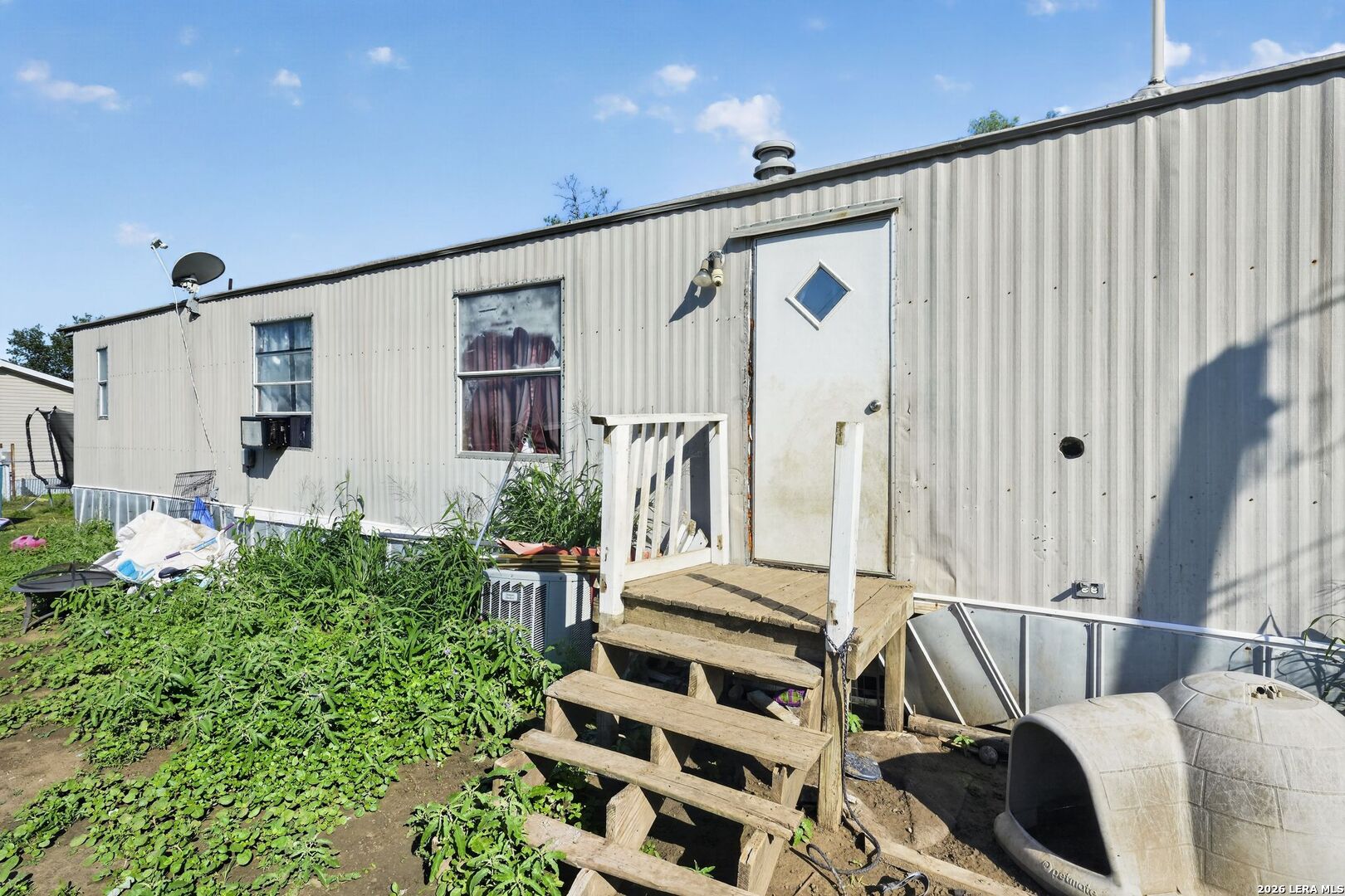 main property photo 24