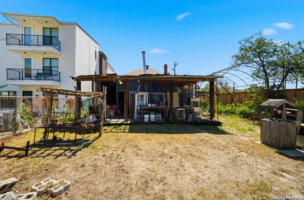 main property photo 26