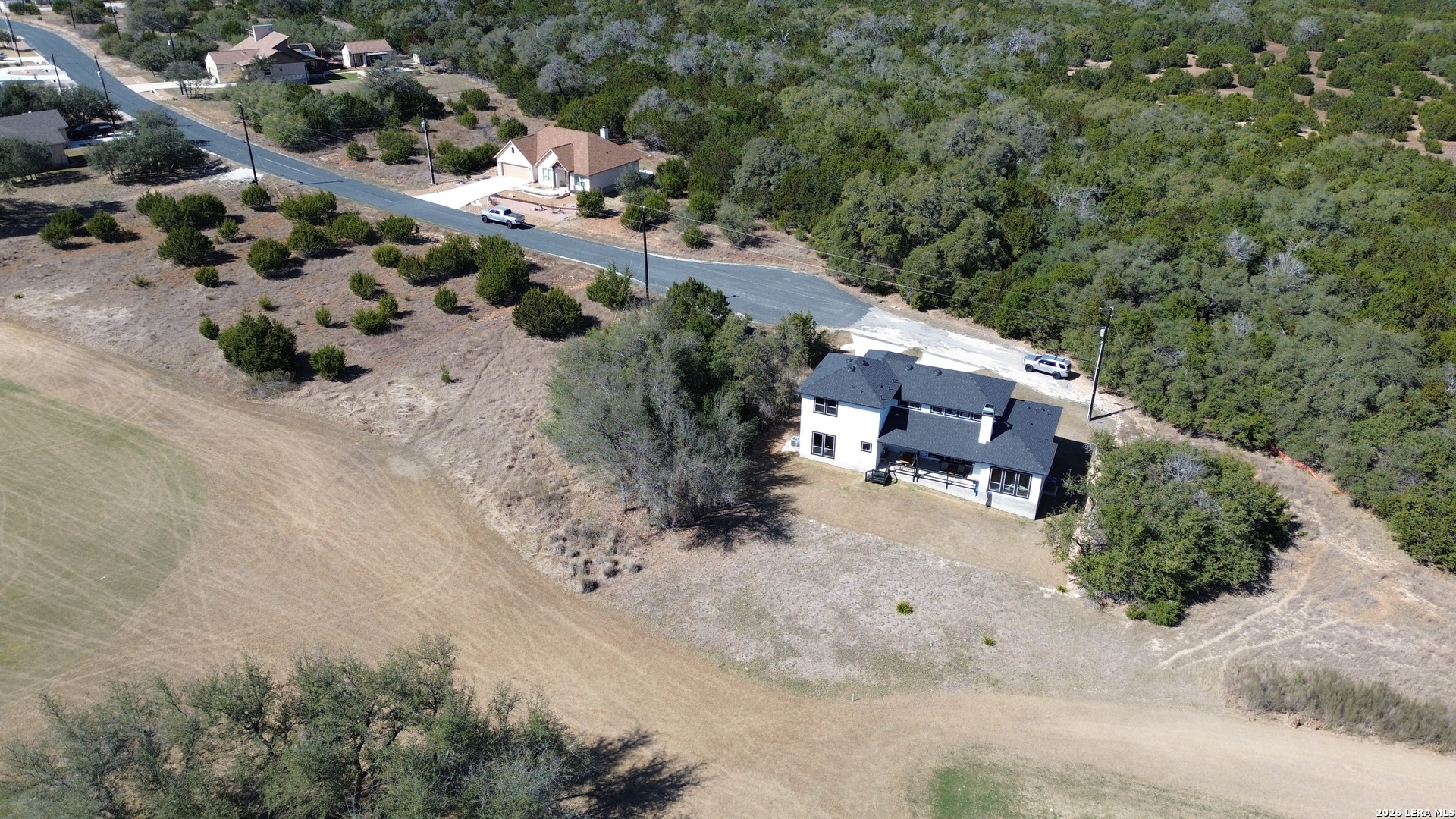 main property photo 24