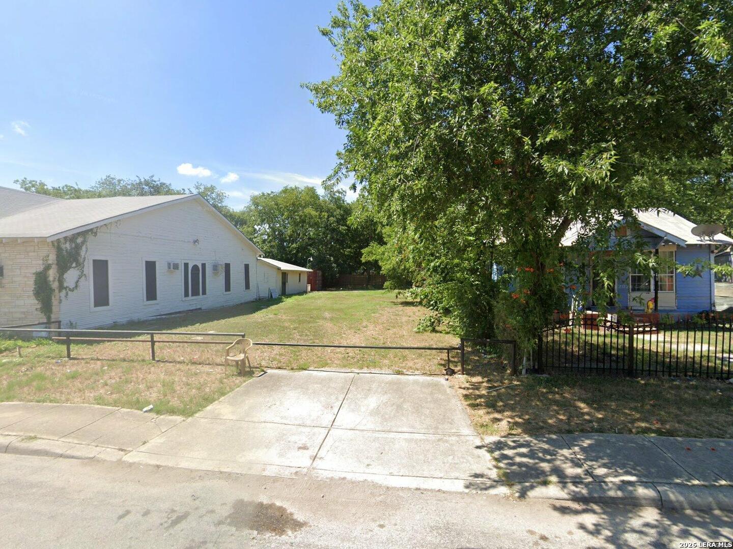 main property photo 3