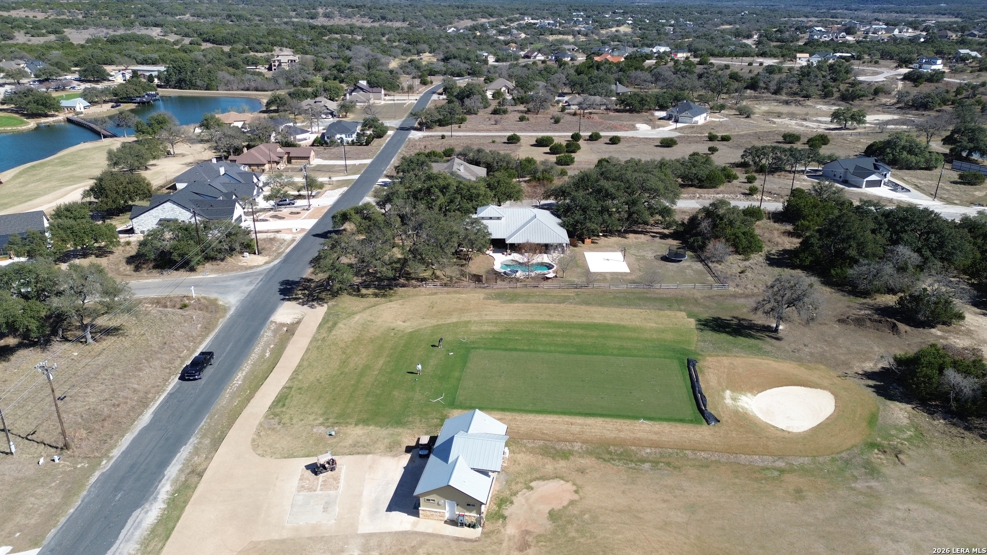 main property photo 12