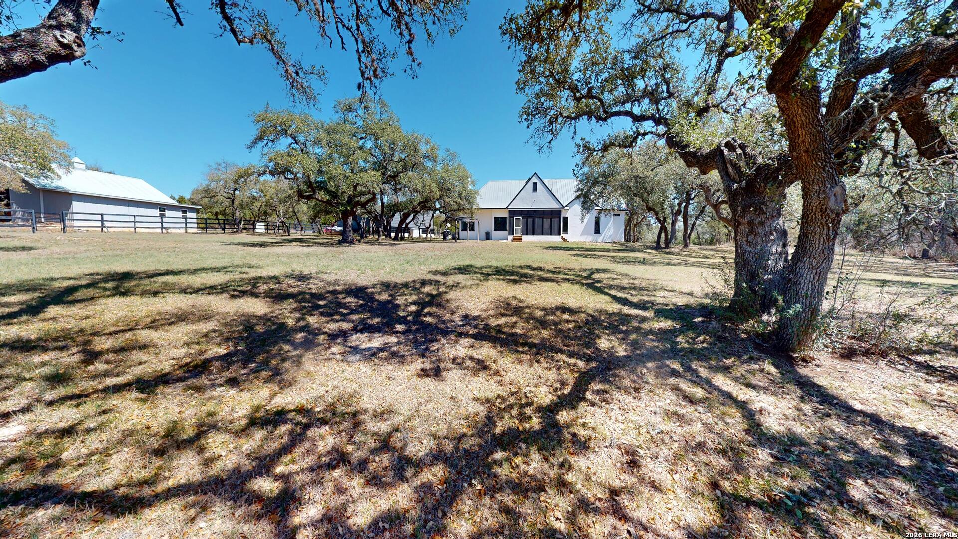 main property photo 50