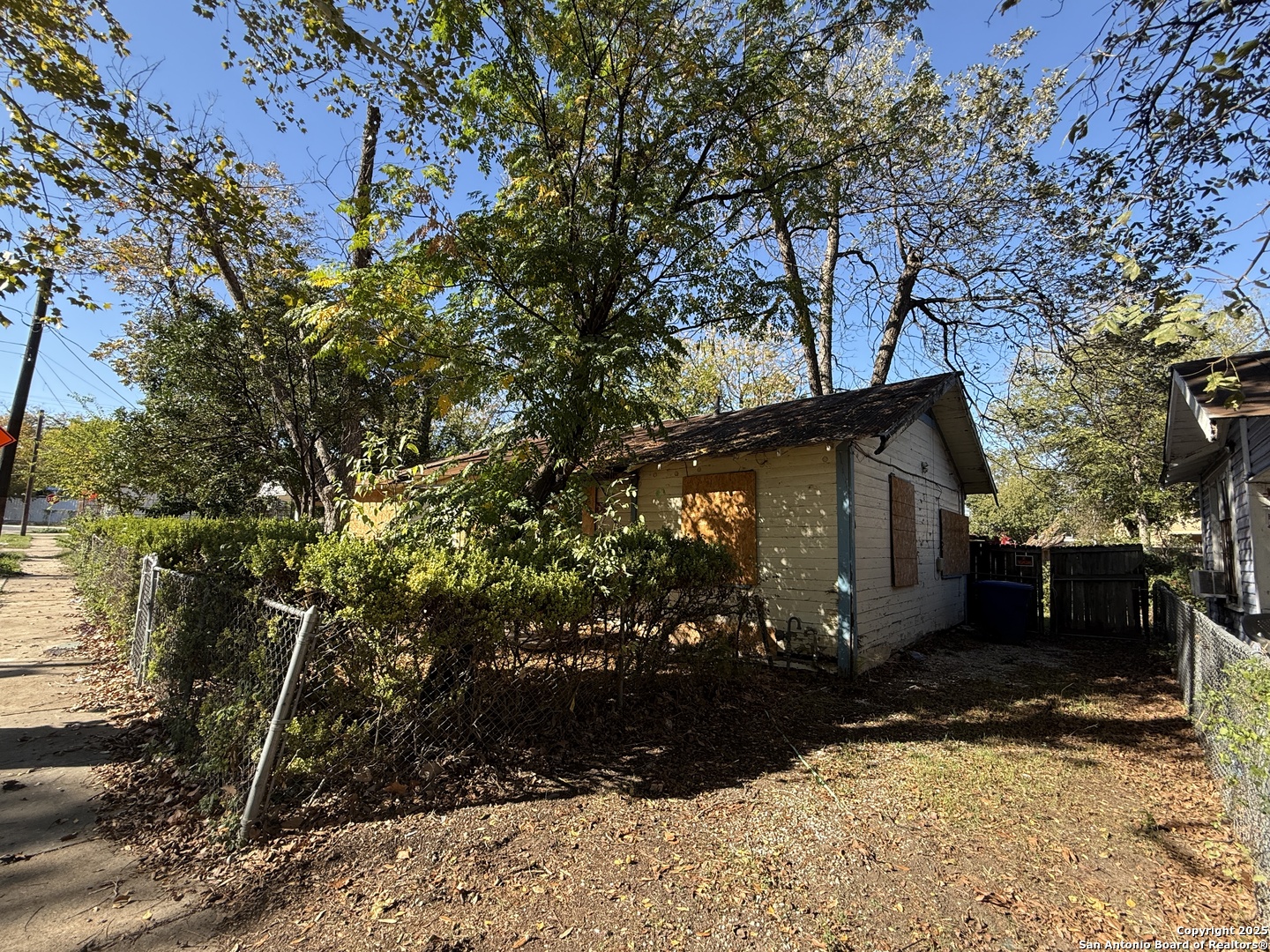 main property photo 1