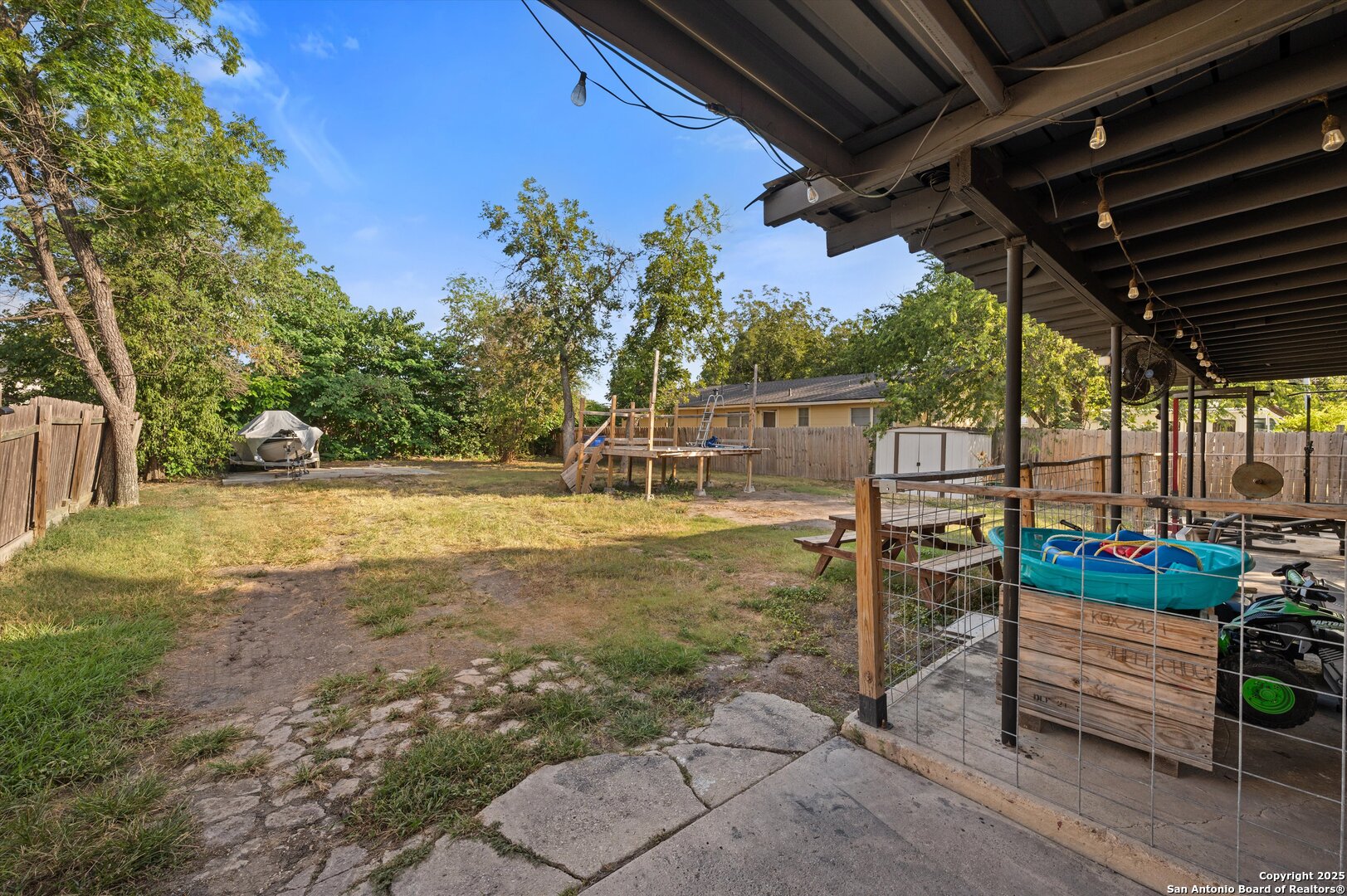 main property photo 29