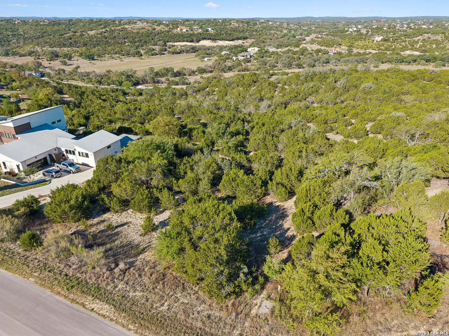 main property photo 18