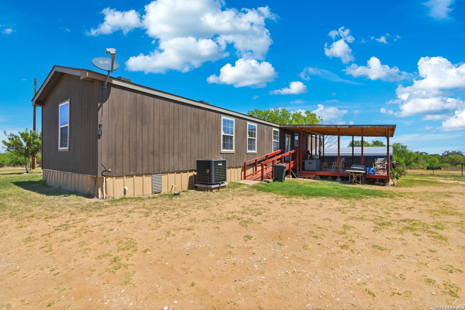 main property photo 16