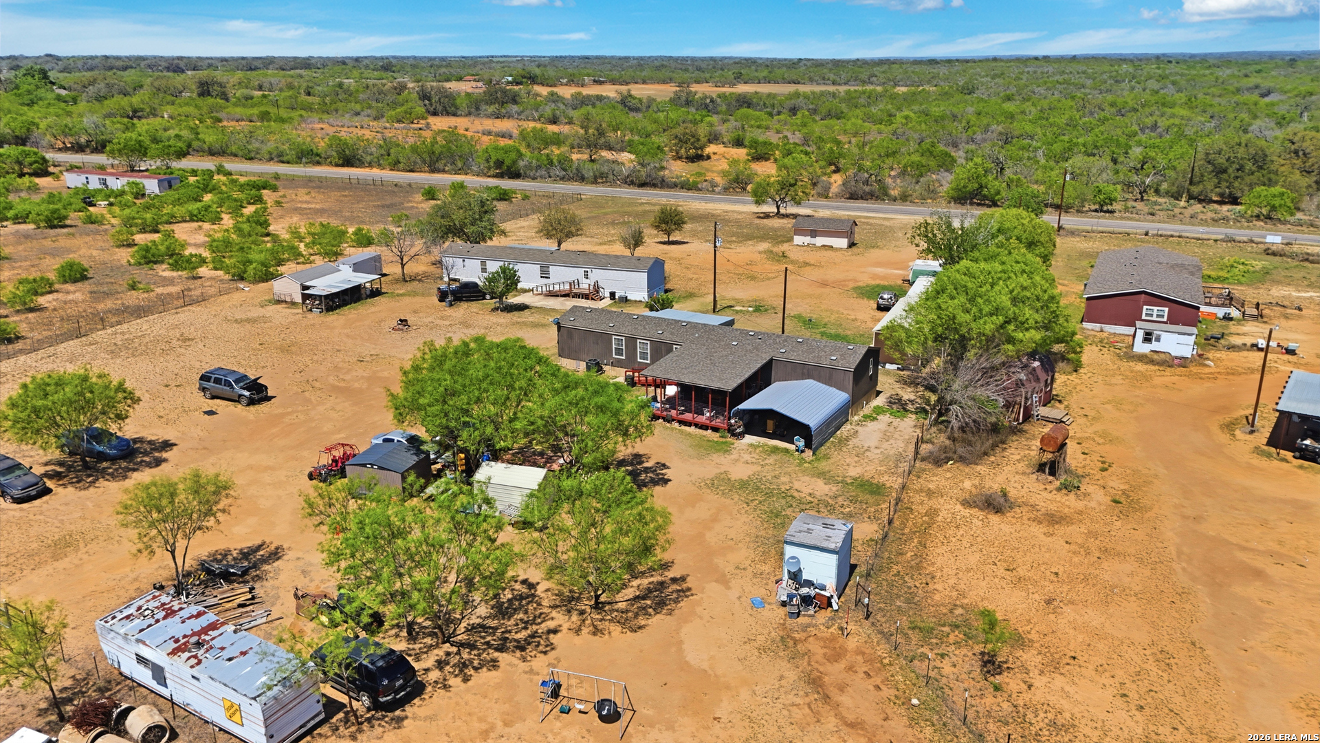 main property photo 29