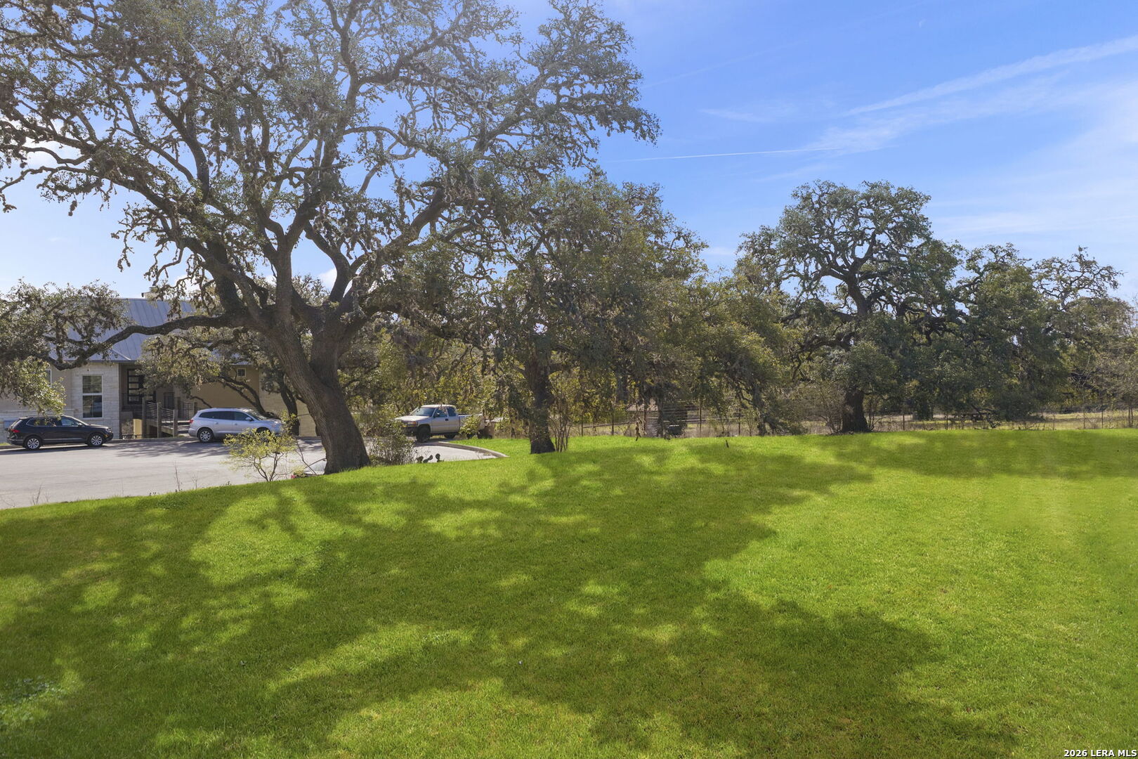 main property photo 12