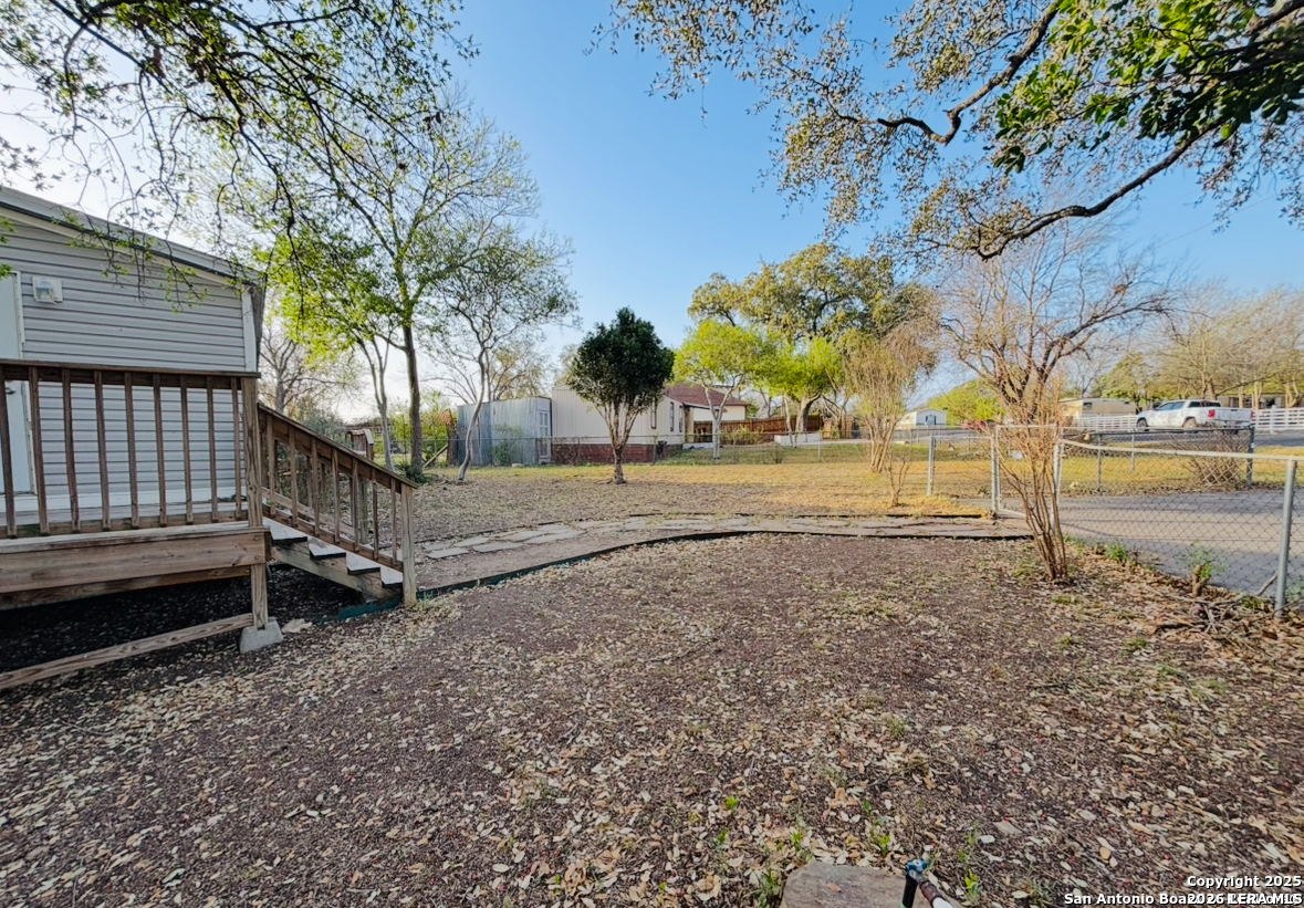 main property photo 9