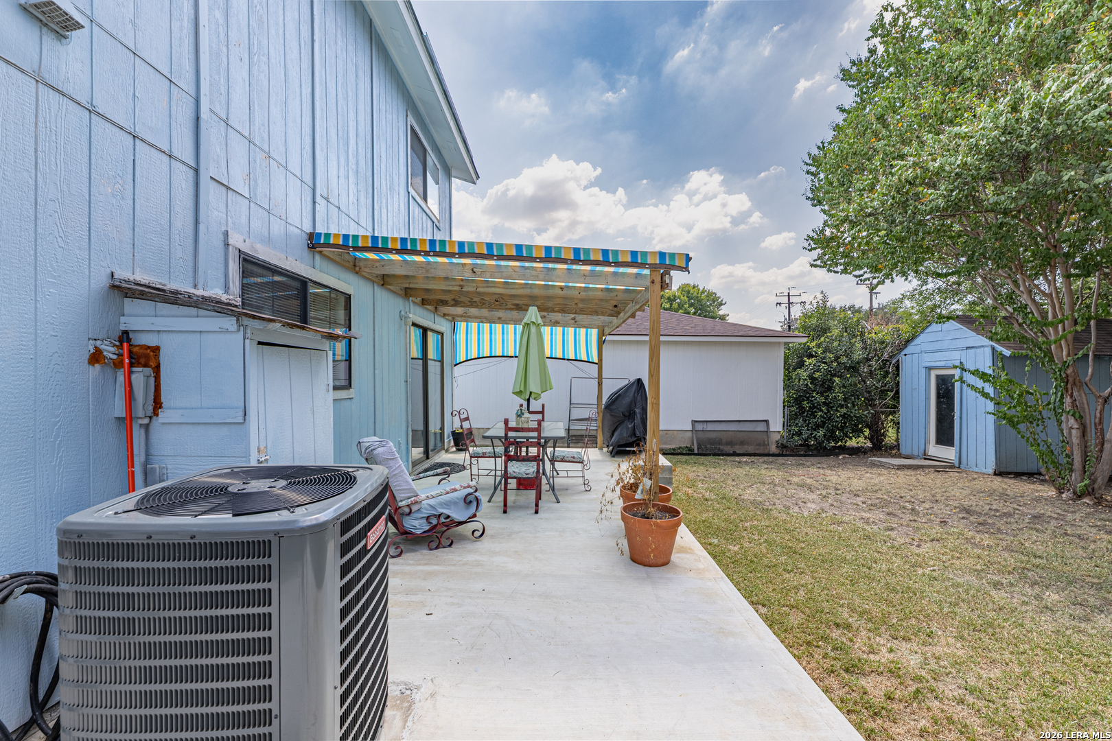 main property photo 25