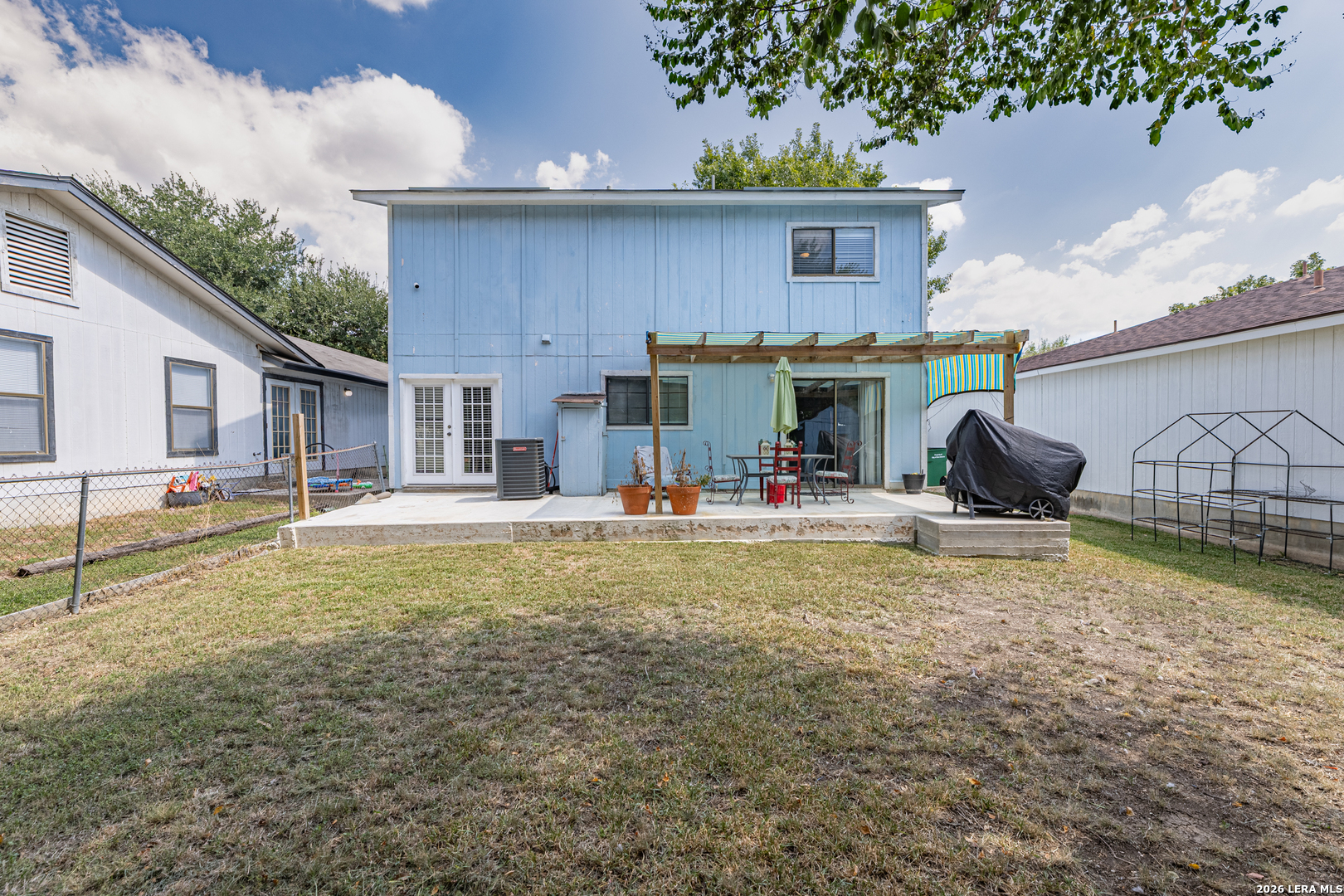 main property photo 27