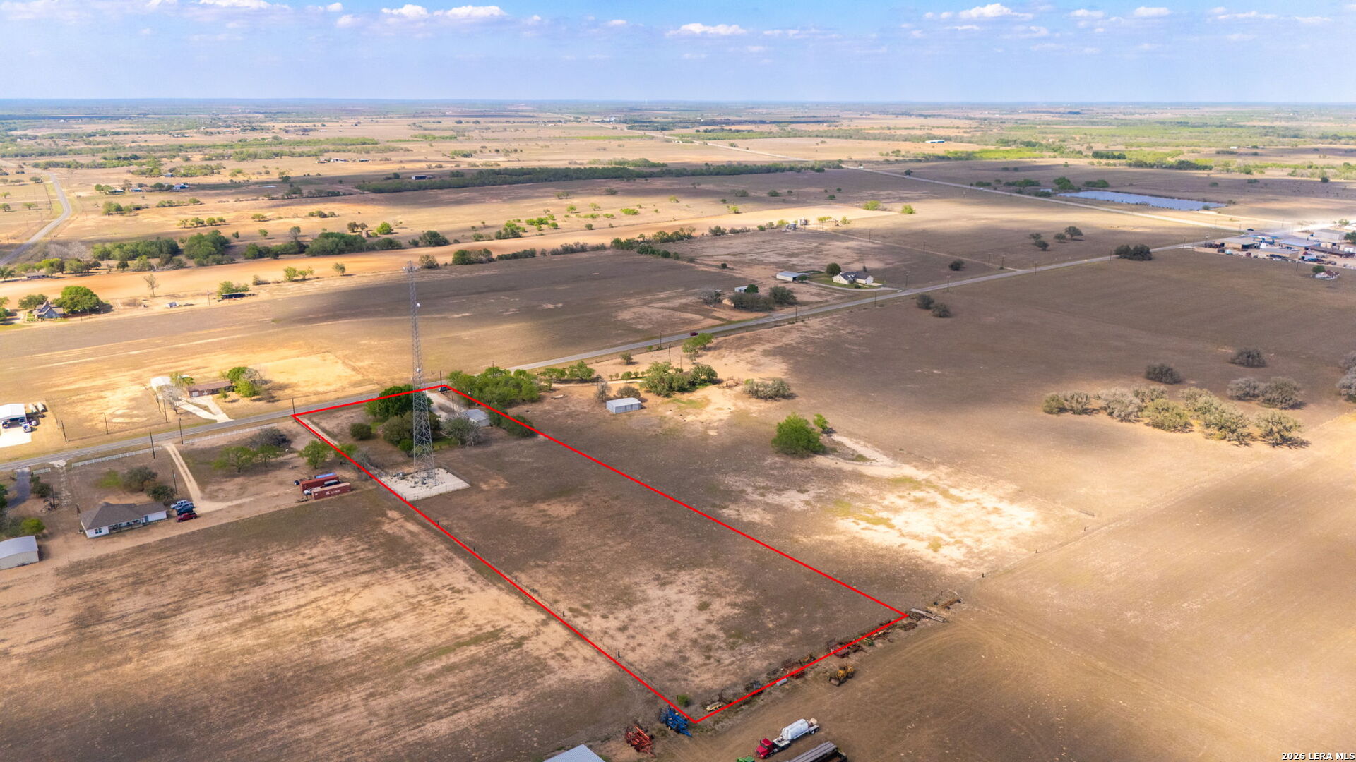 main property photo 38