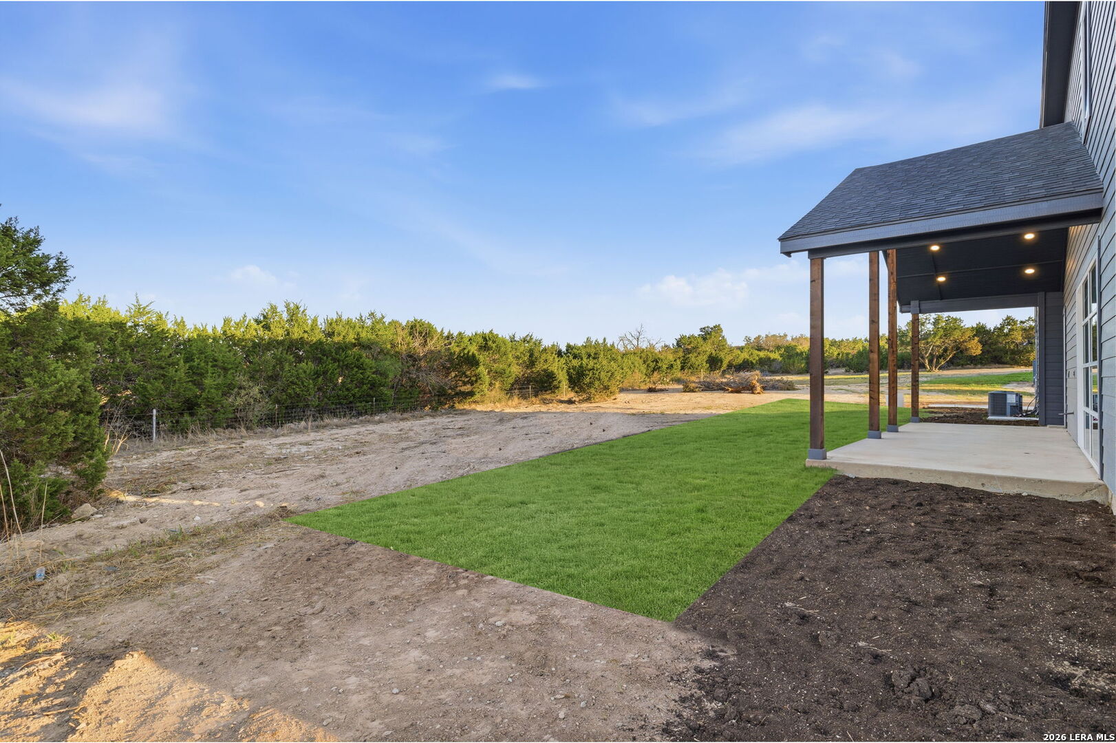 main property photo 41
