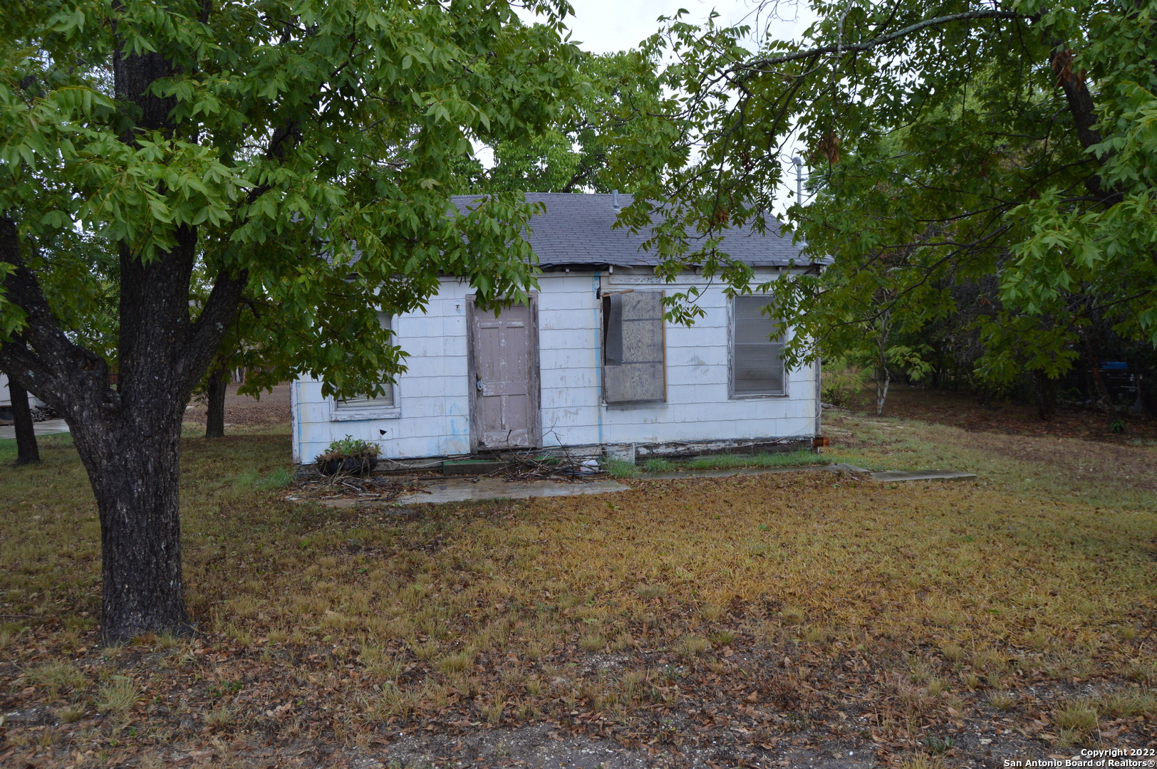 main property photo 19