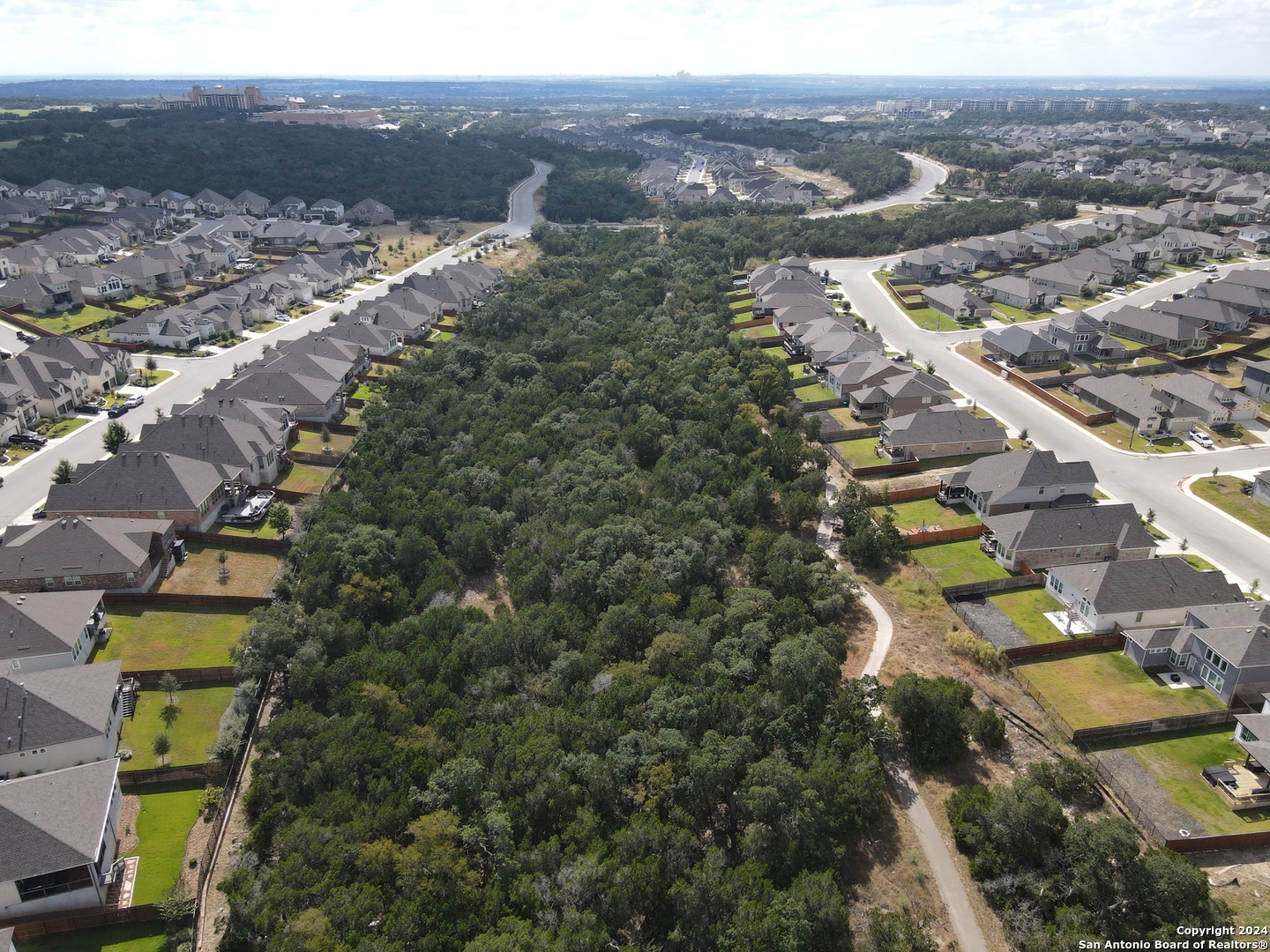 main property photo 50