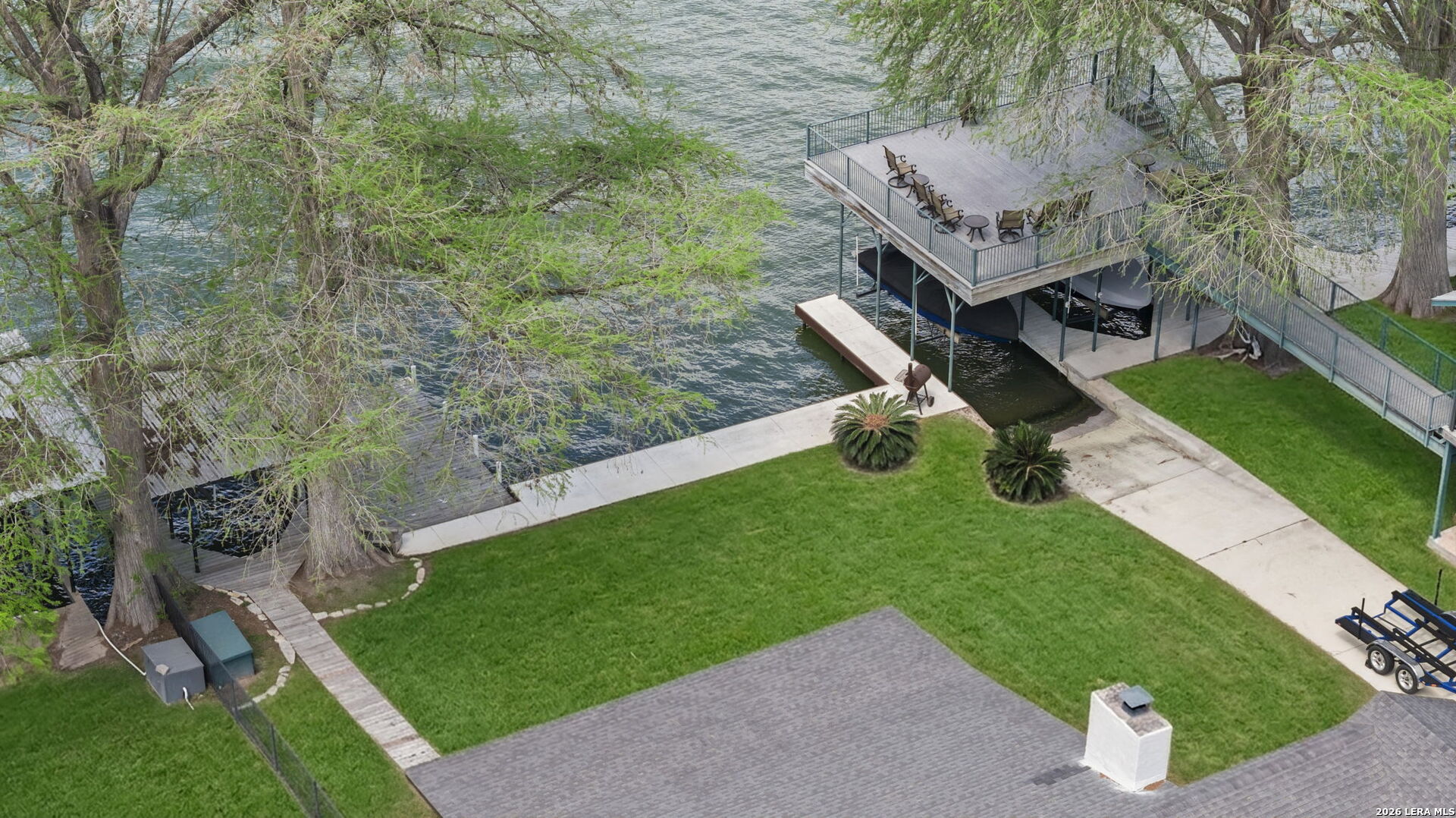 main property photo 44
