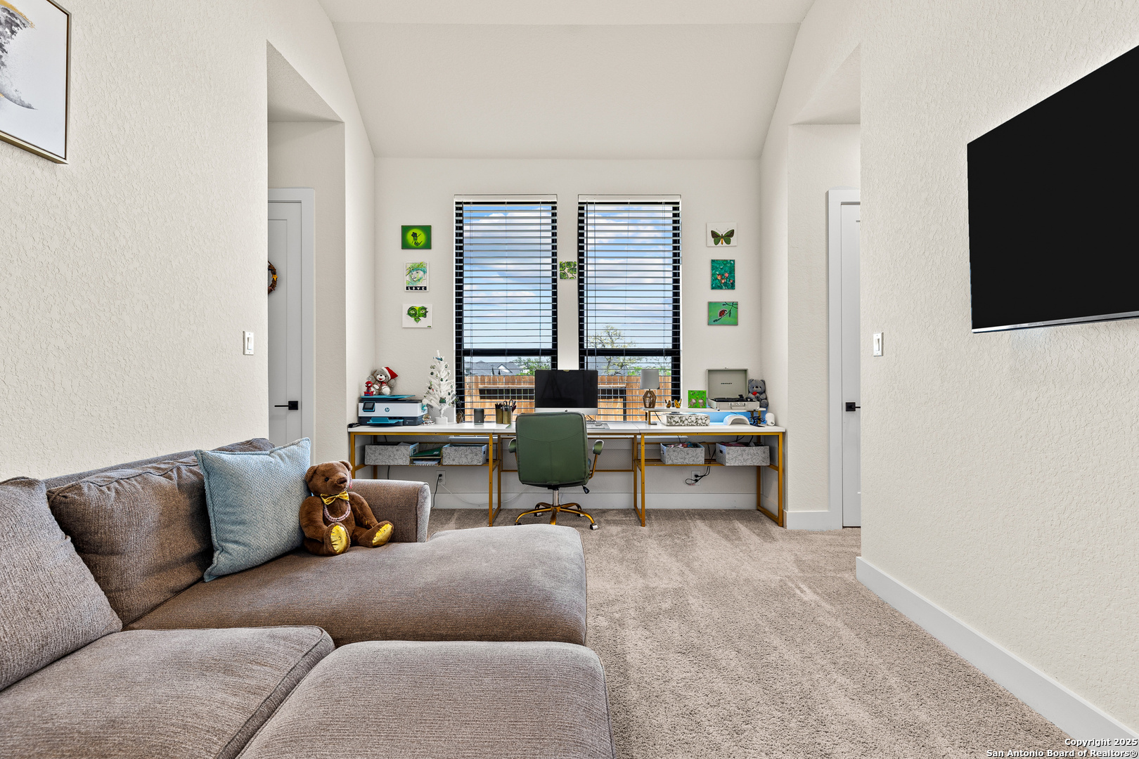 main property photo 43