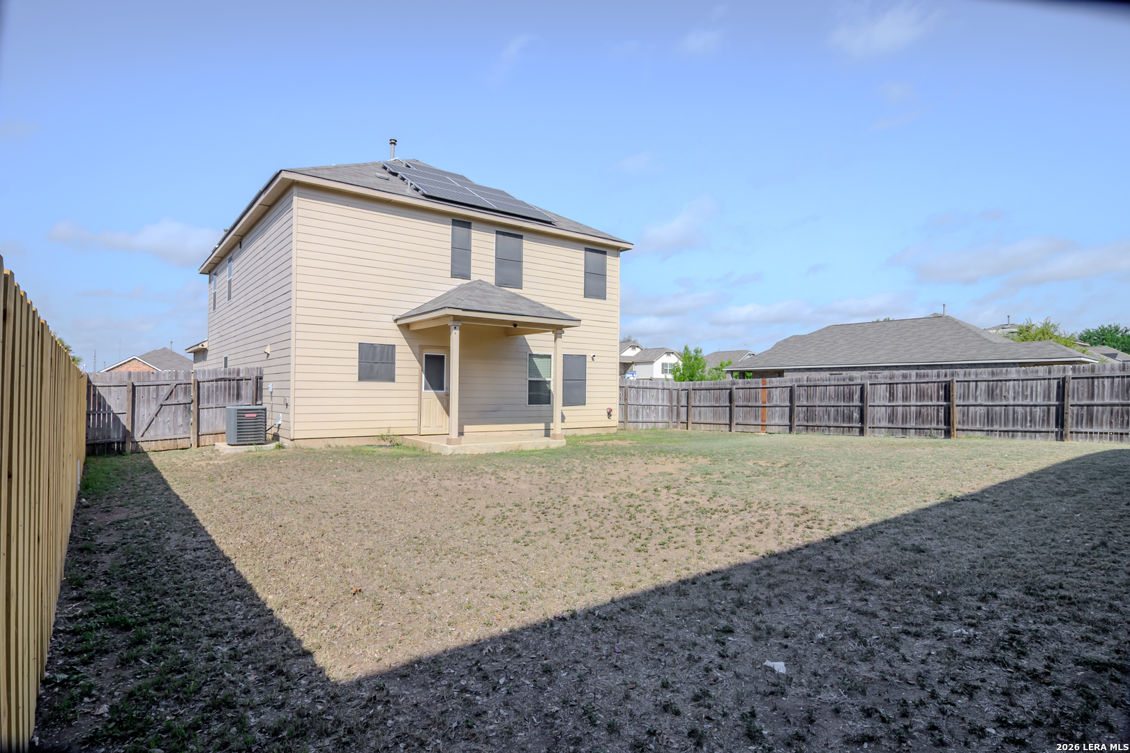 main property photo 18