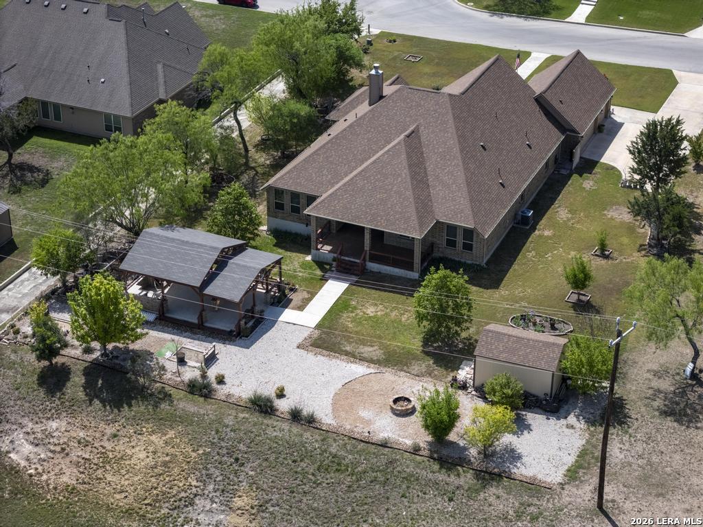 main property photo 45