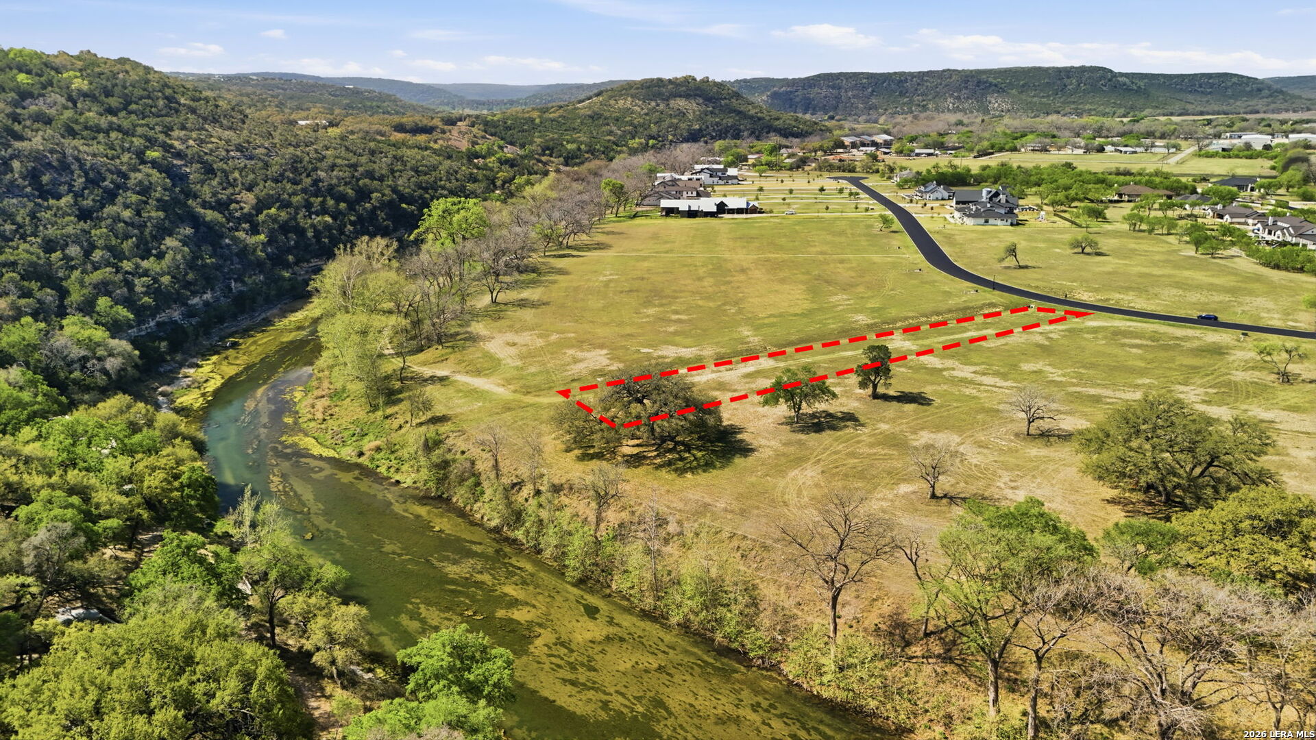 main property photo 3