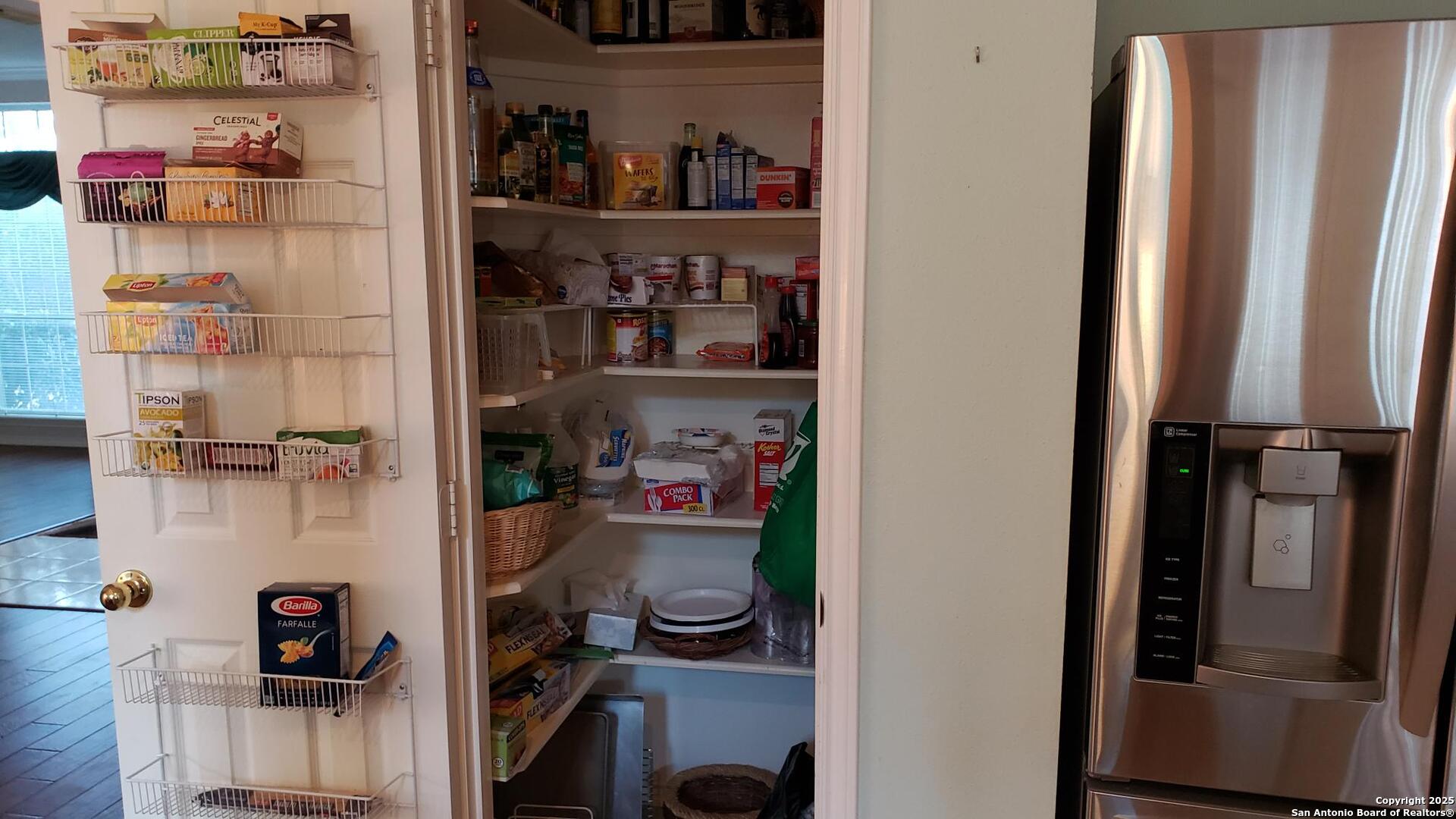 main property photo 14