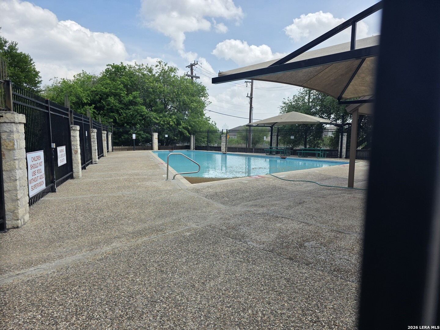 main property photo 50