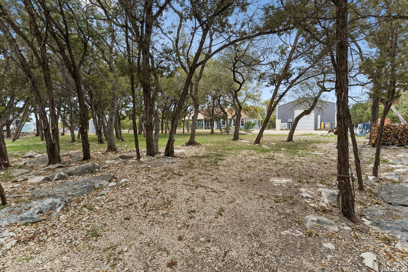 main property photo 35