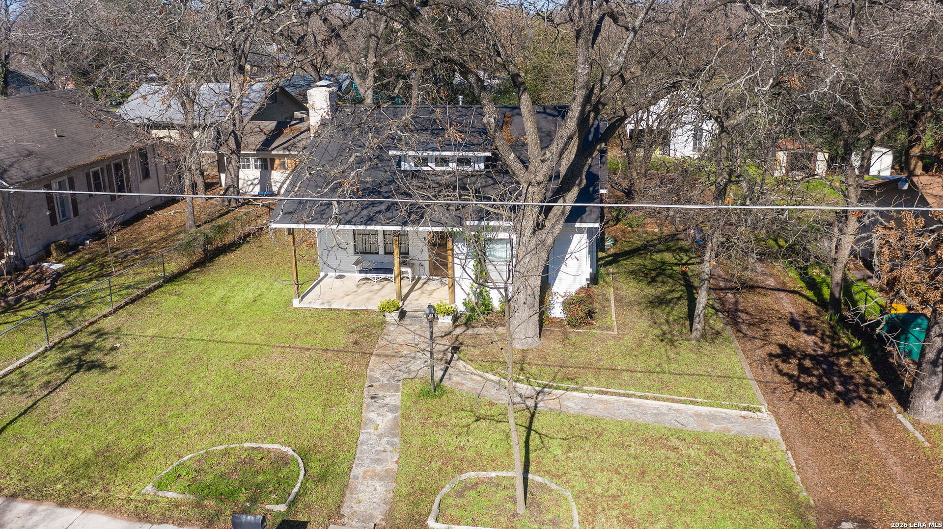 main property photo 31