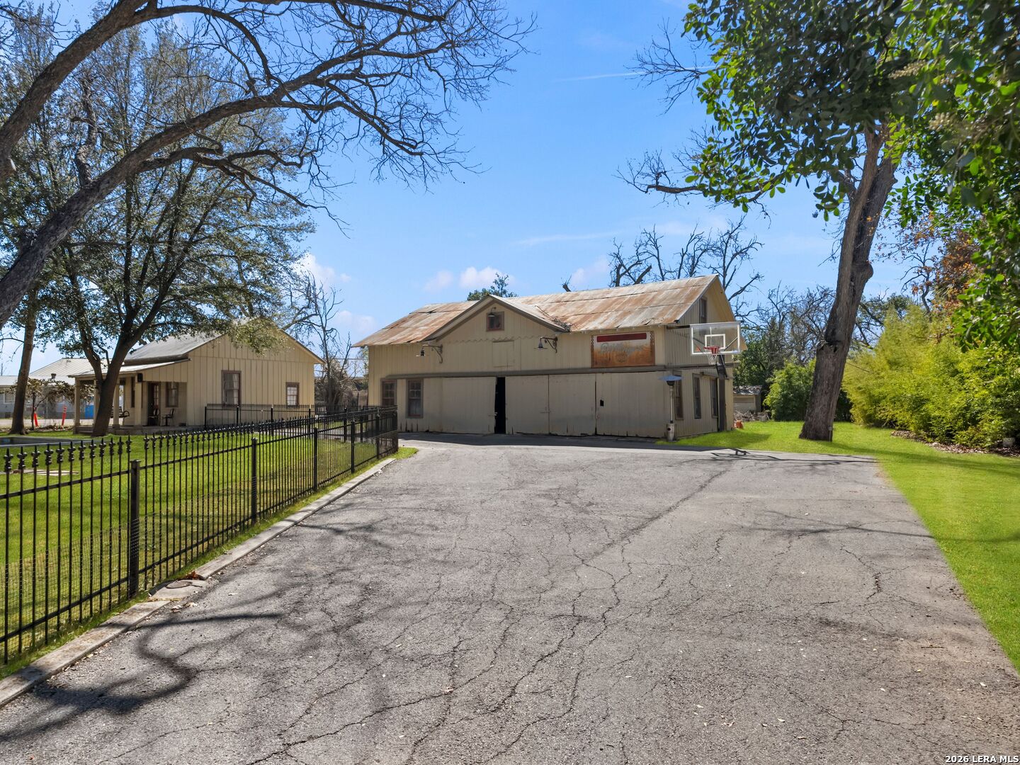 main property photo 53