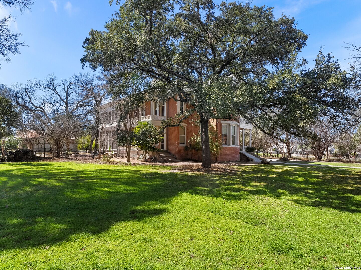 main property photo 54