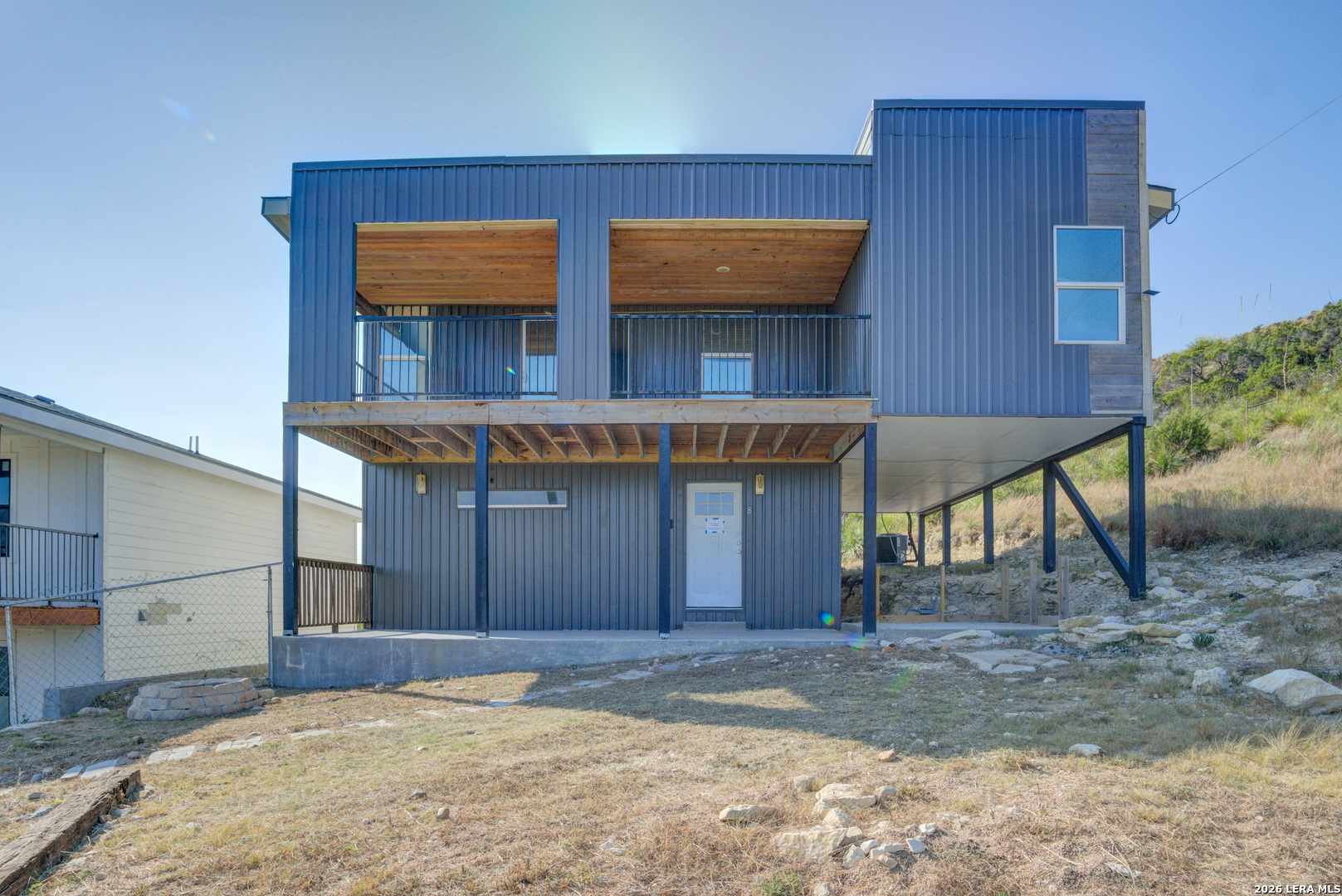 main property photo 7