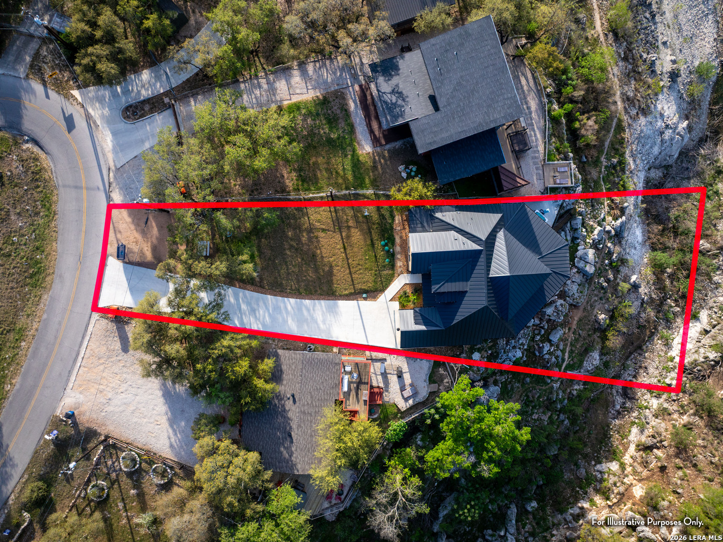 main property photo 42