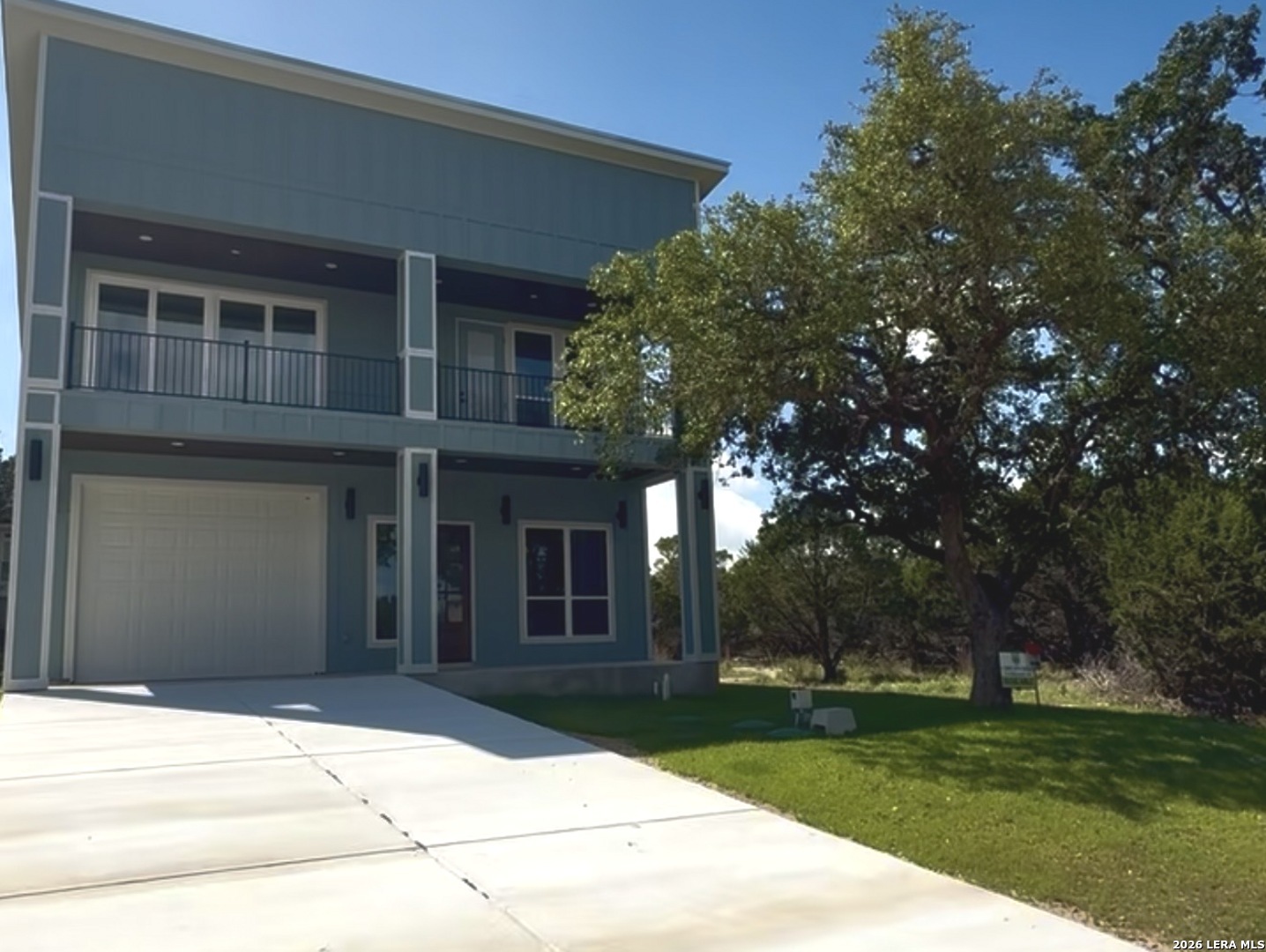 main property photo 26
