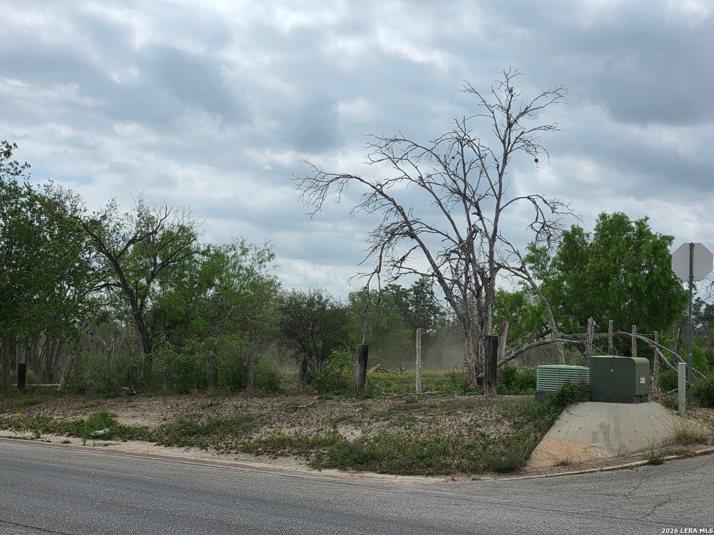 main property photo 6