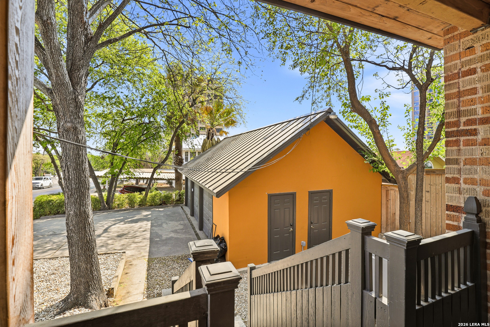 main property photo 49