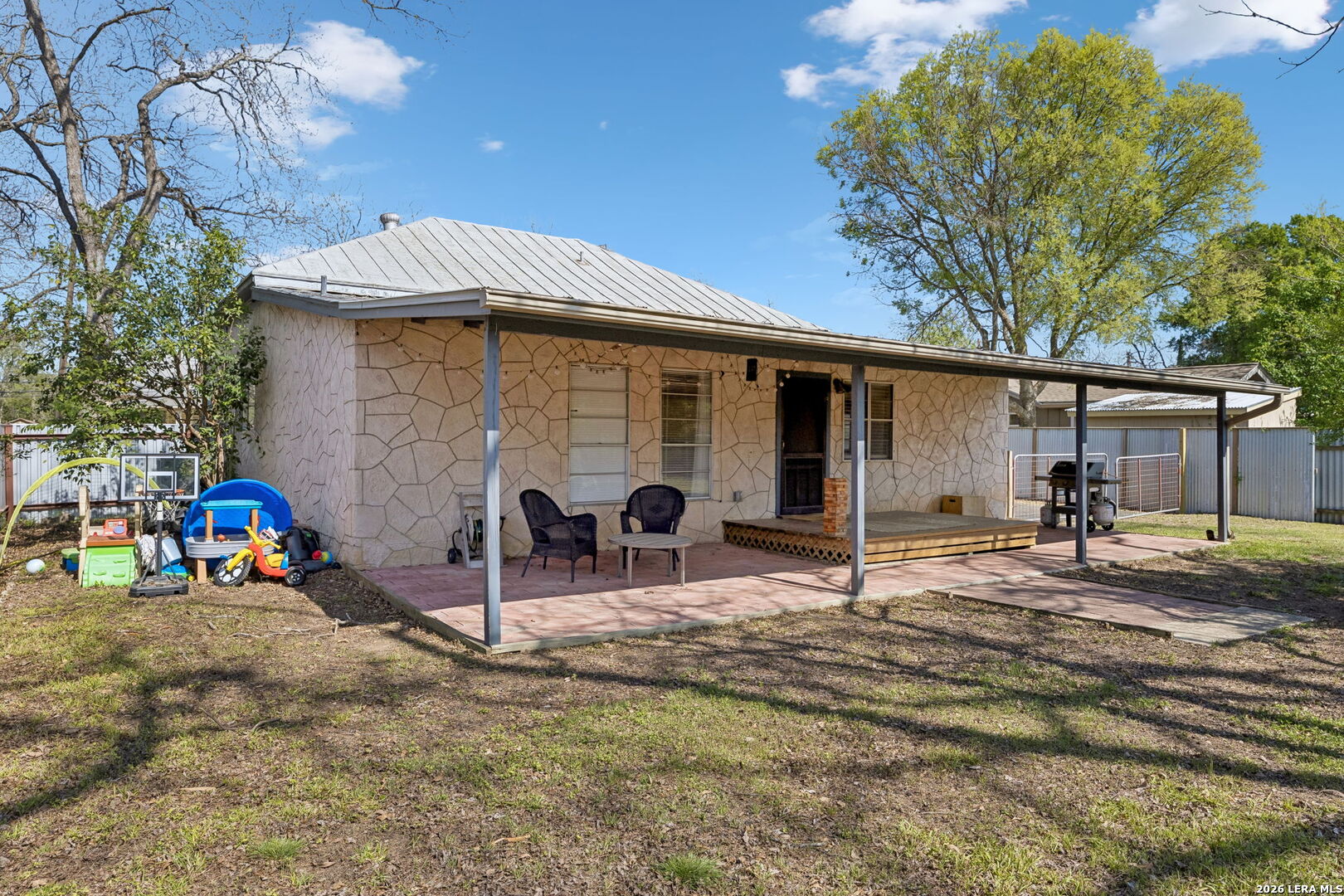 main property photo 49