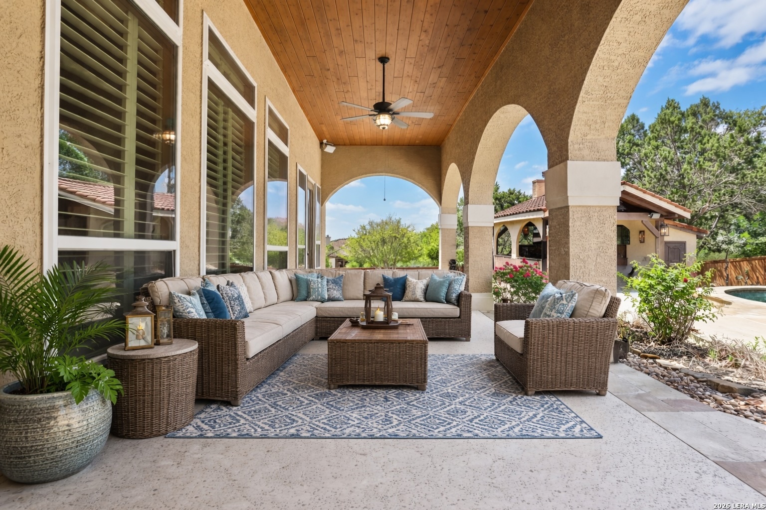 main property photo 41